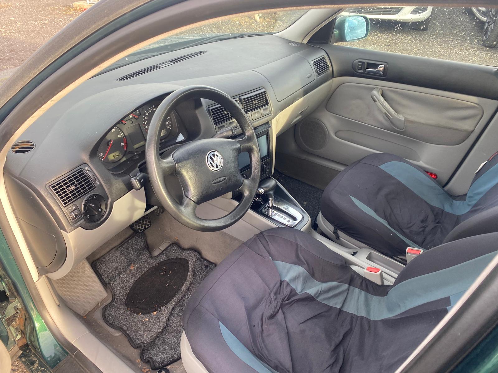 VW Golf 1.6 Comfortline-image-8
