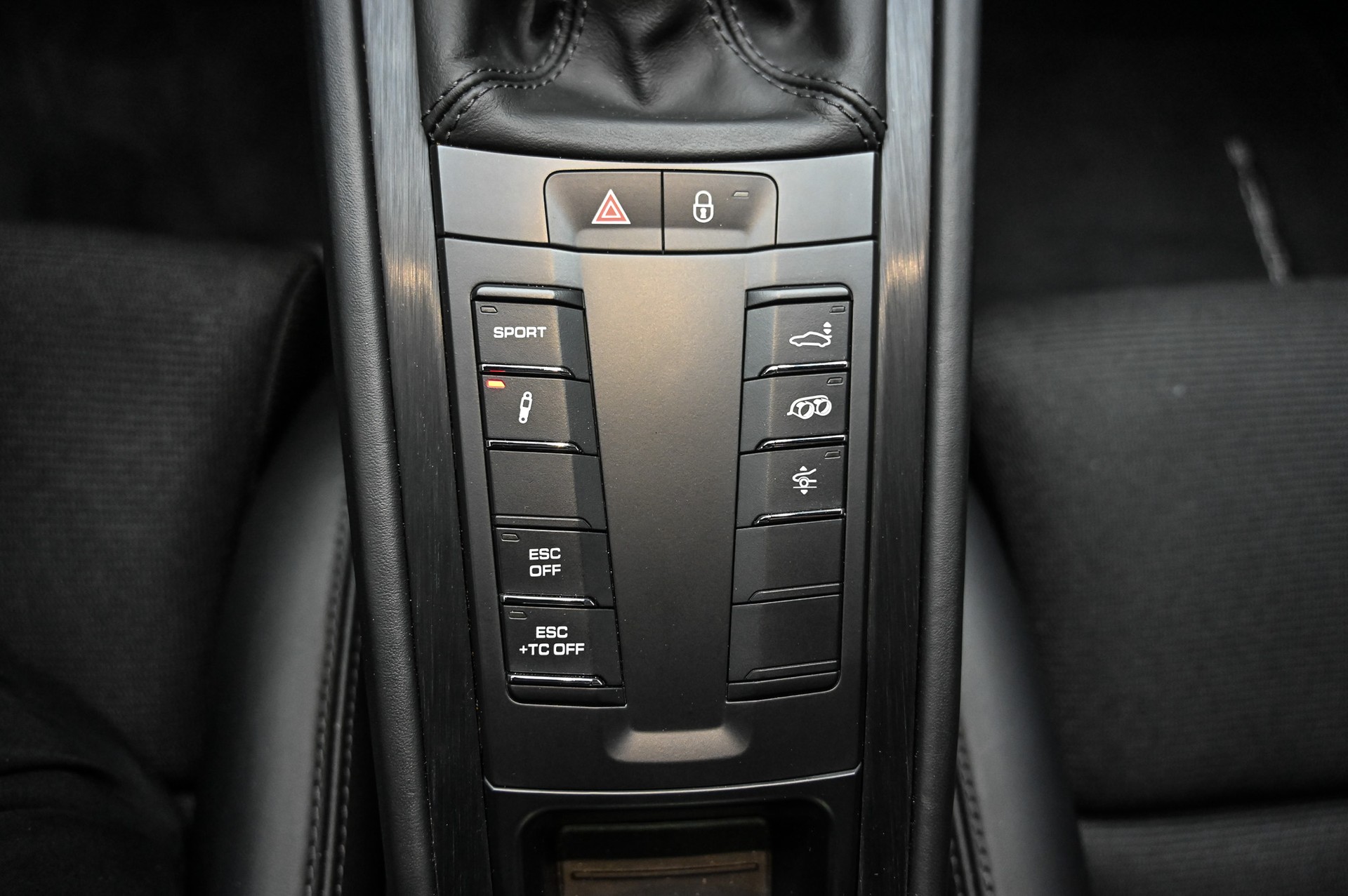 PORSCHE 911 GT3 Touring-image-37