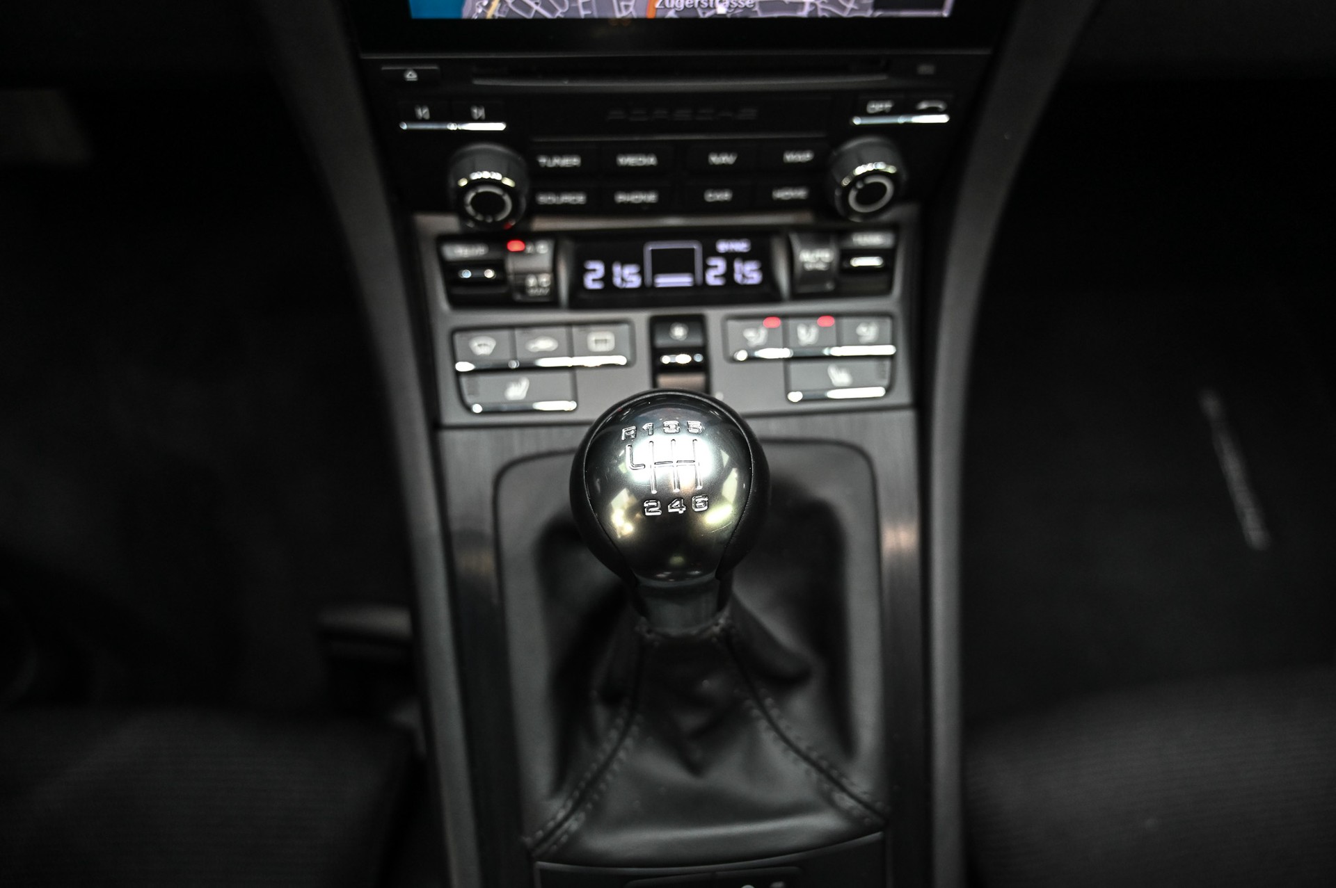 PORSCHE 911 GT3 Touring-image-36
