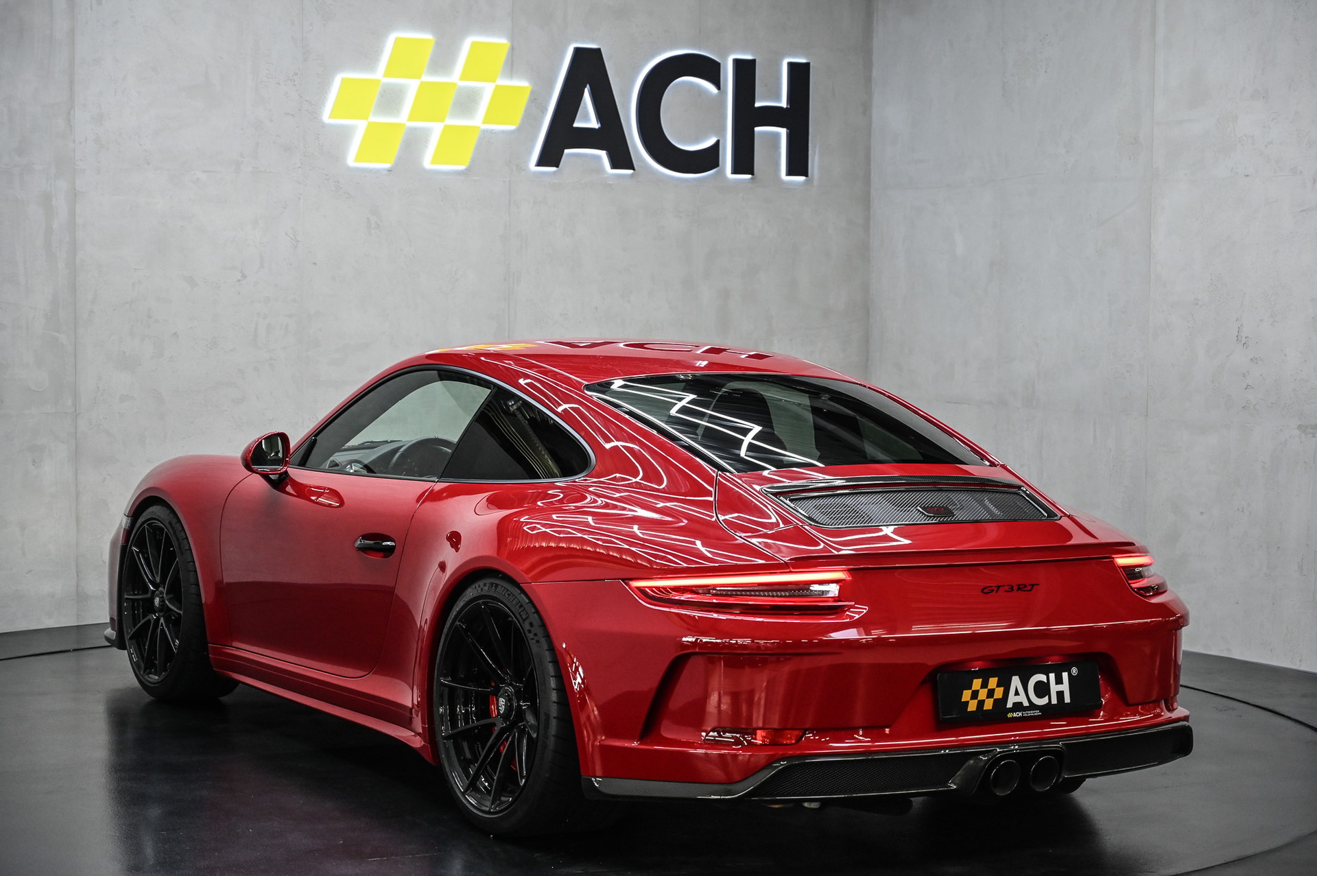 PORSCHE 911 GT3 Touring-image-6
