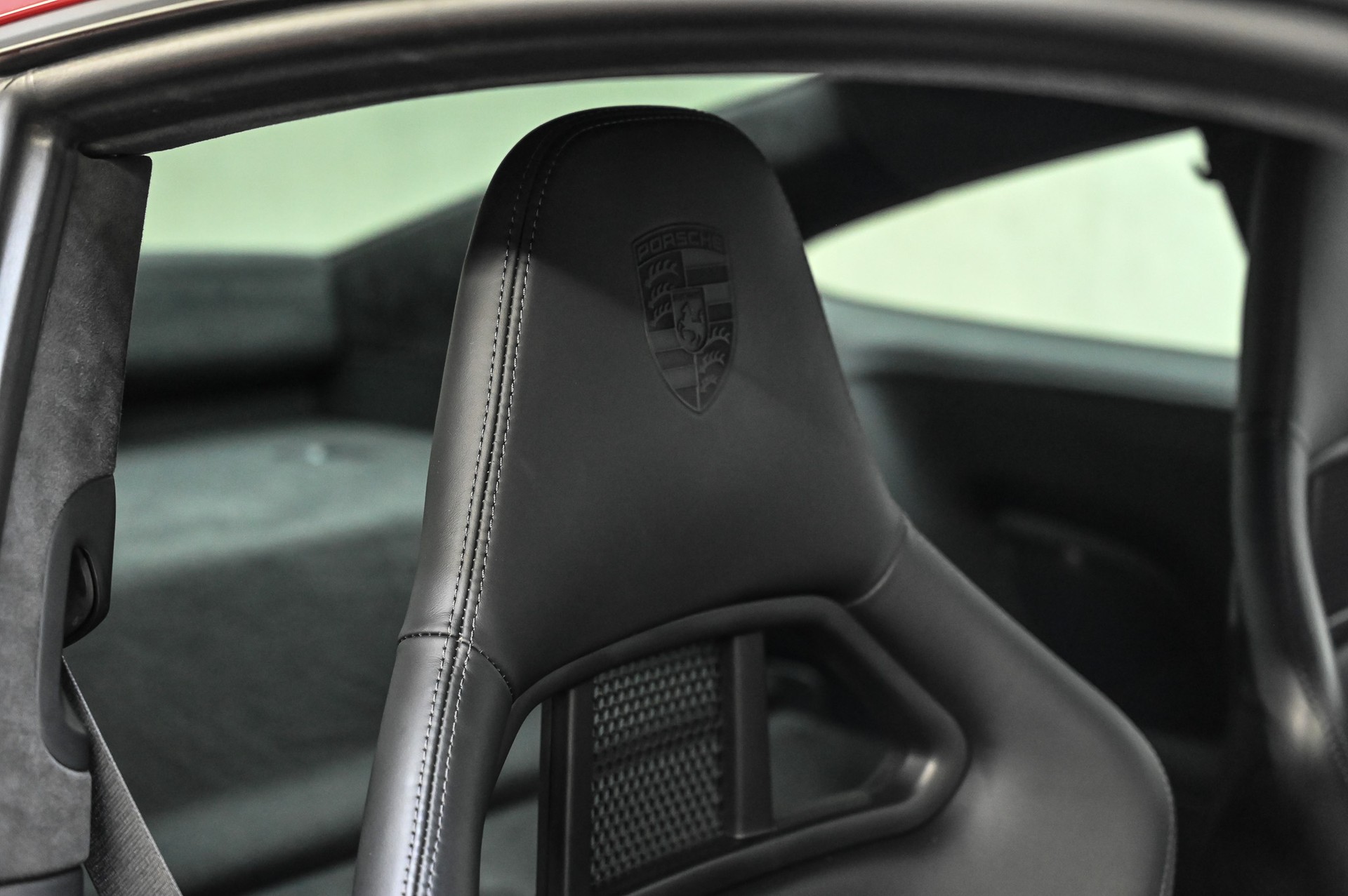 PORSCHE 911 GT3 Touring-image-31