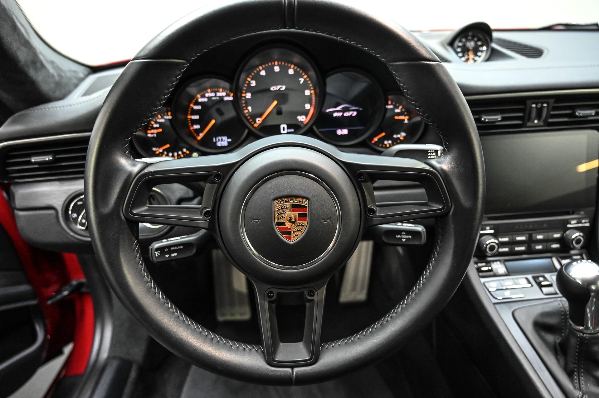 PORSCHE 911 GT3 Touring-image-25