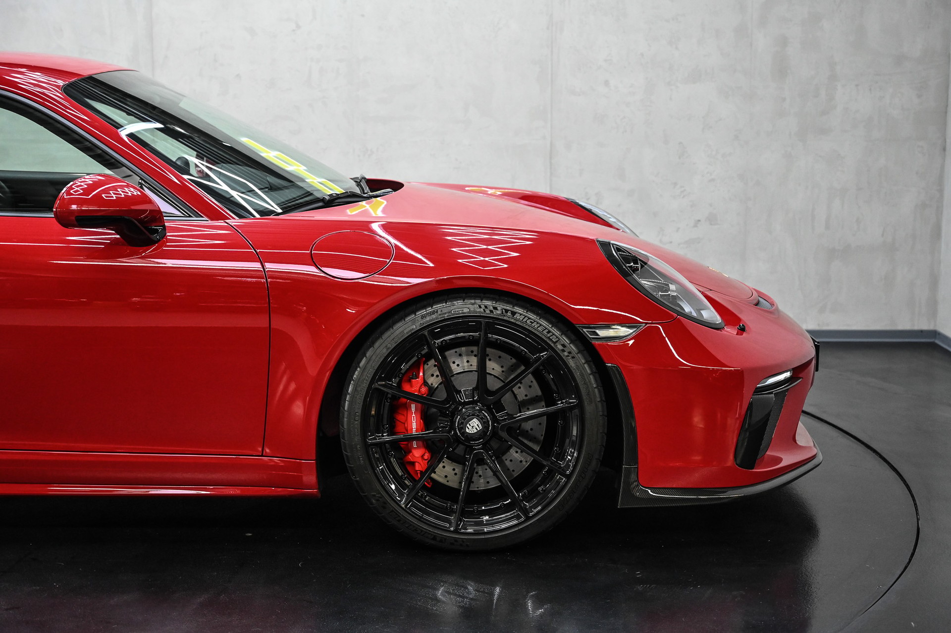 PORSCHE 911 GT3 Touring-image-12