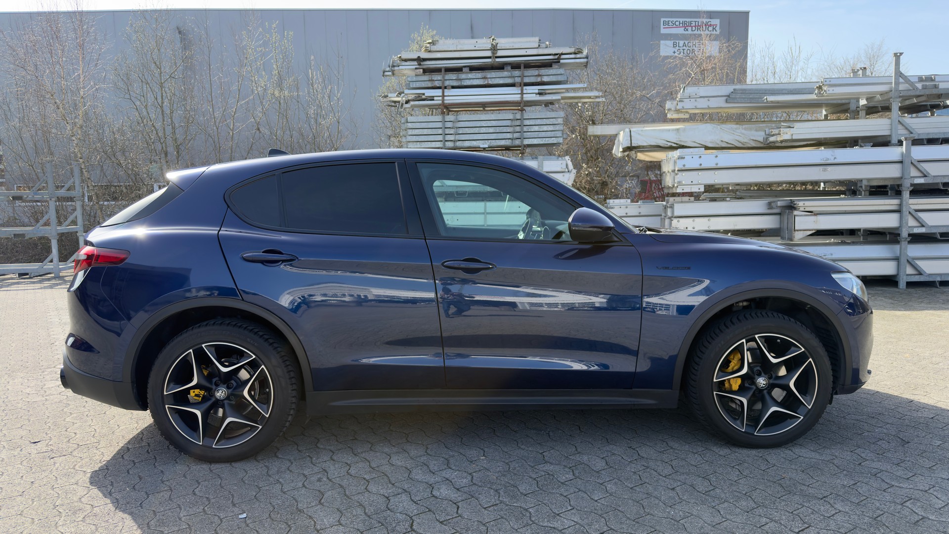 ALFA ROMEO Stelvio 2.2 JTDM Veloce Q4 Automatic-image-5