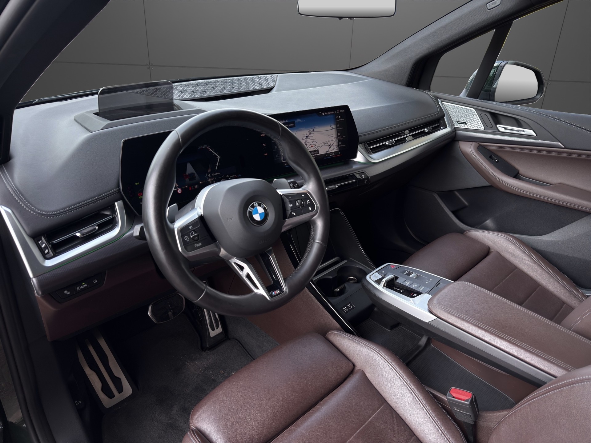BMW 218d Active Tourer M Sport DKG-image-5