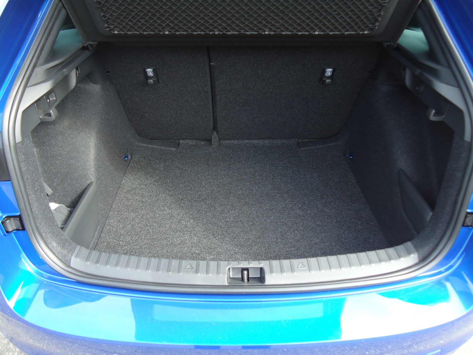 SKODA Scala 1.0 TSI Monte Carlo DSG-image-3