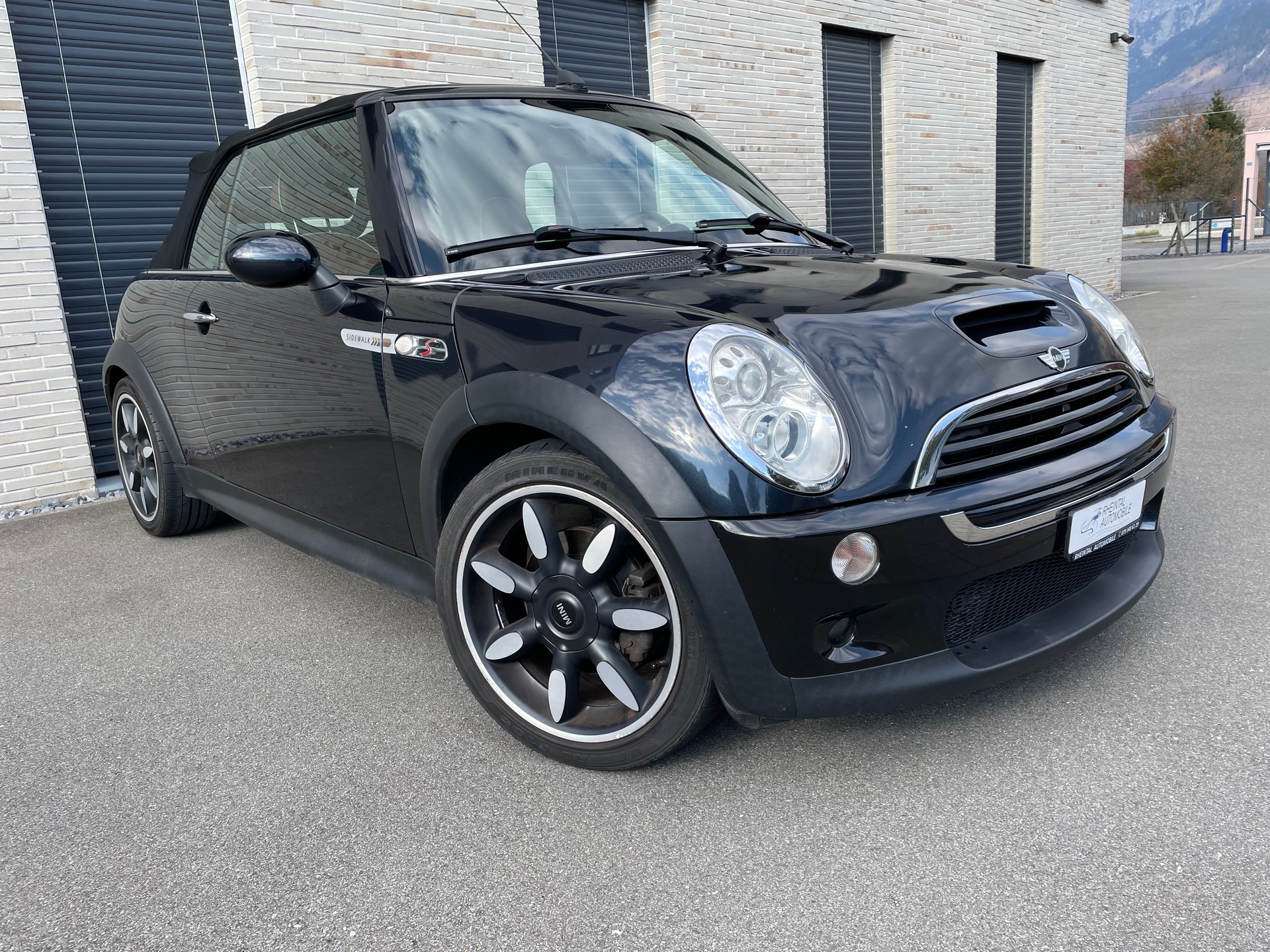 MINI Cooper S Cabriolet-image-4