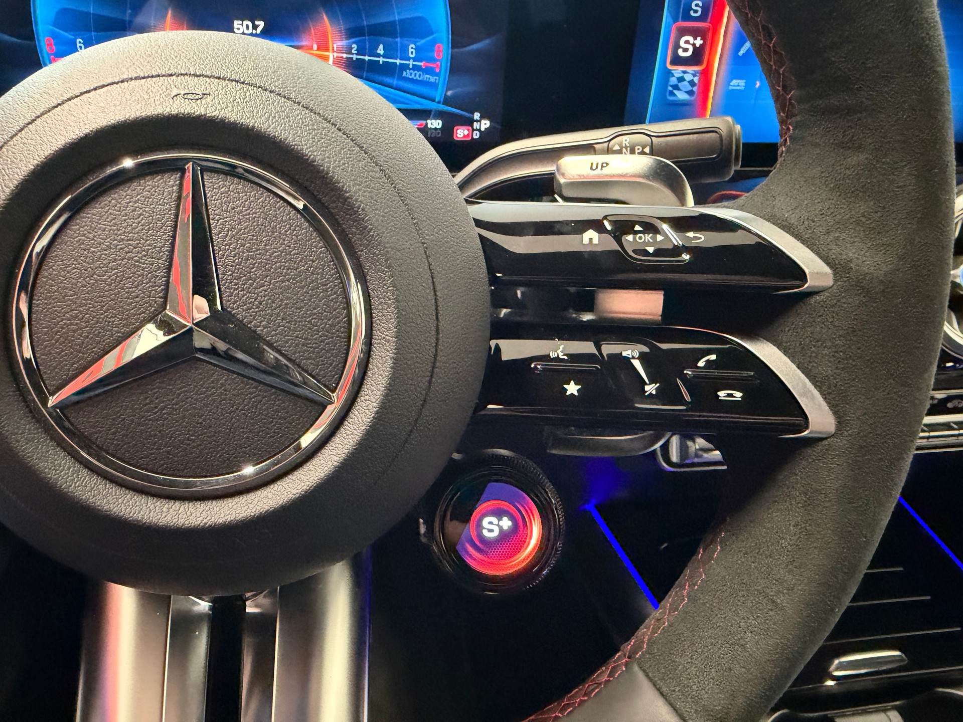 MERCEDES-BENZ GLA AMG 45 S 4Matic+ 8G-DCT-image-18