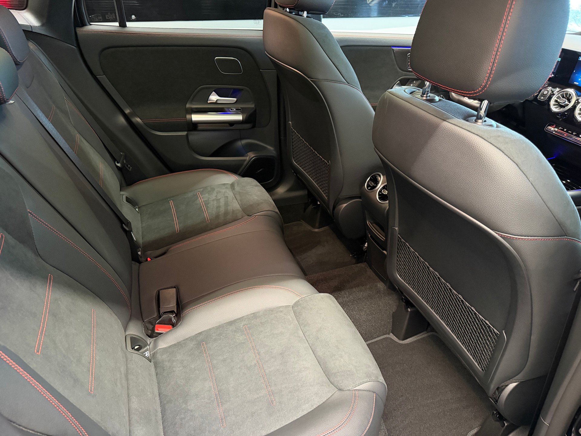 MERCEDES-BENZ GLA AMG 45 S 4Matic+ 8G-DCT-image-28