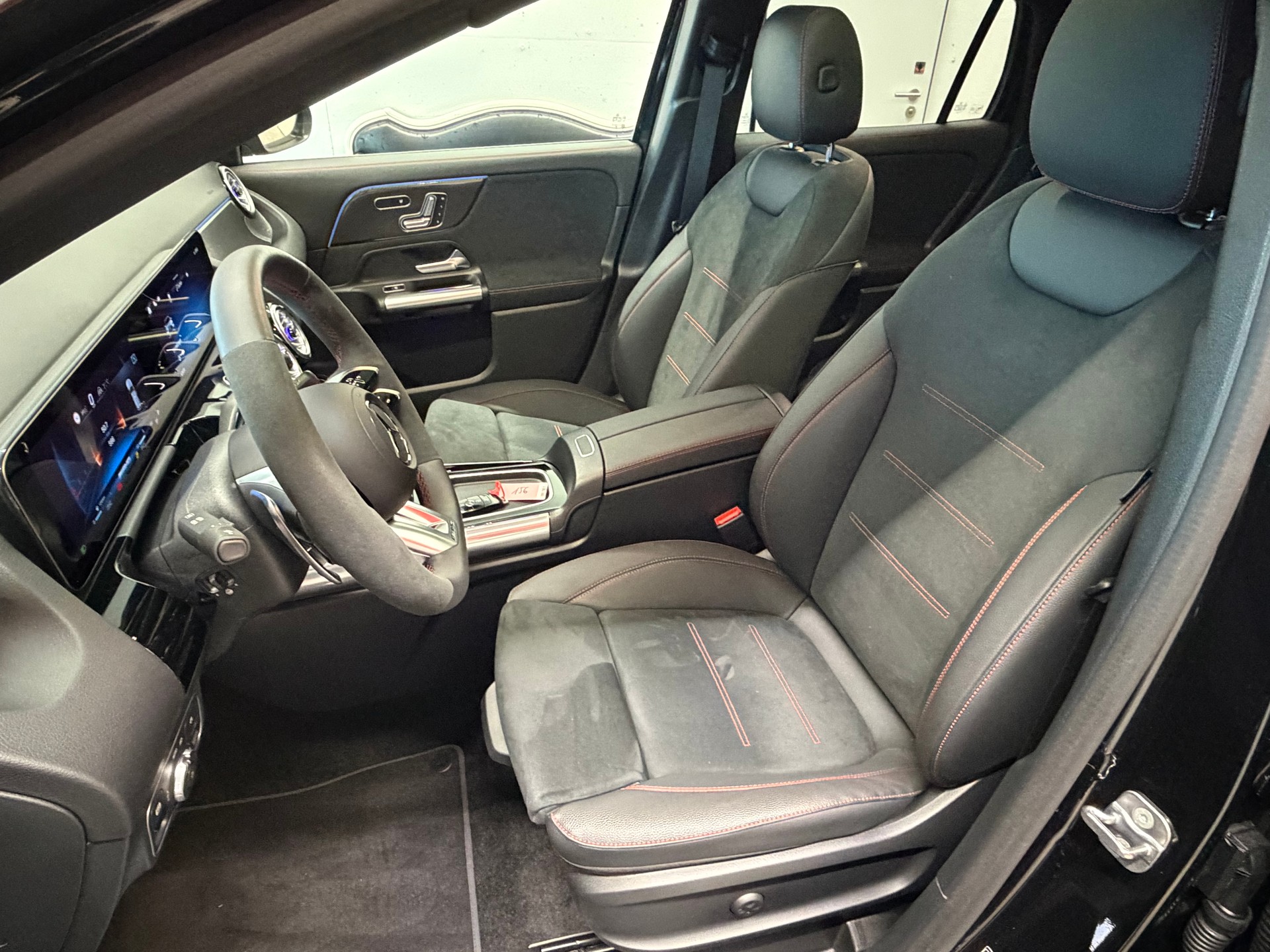 MERCEDES-BENZ GLA AMG 45 S 4Matic+ 8G-DCT-image-14