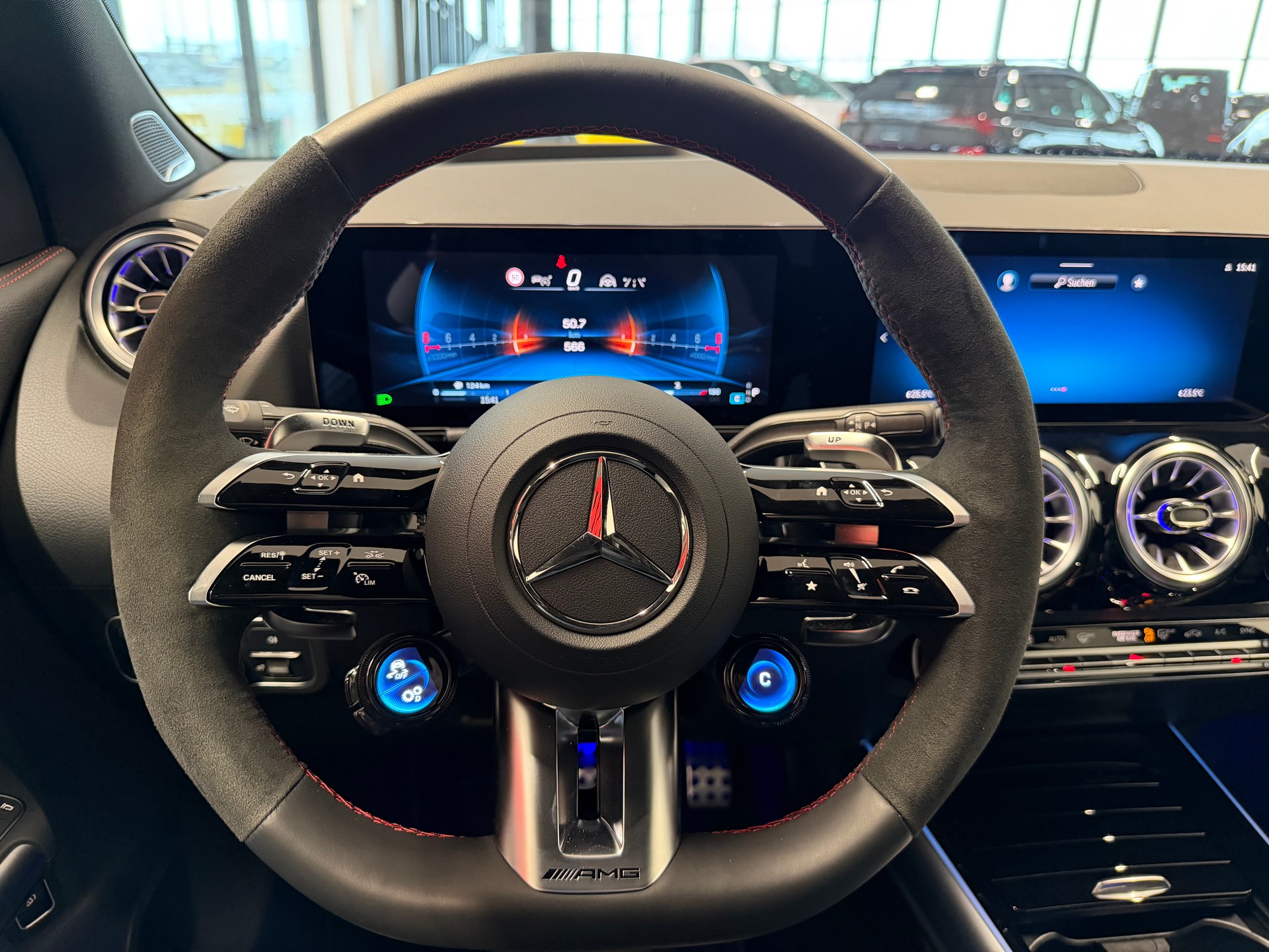 MERCEDES-BENZ GLA AMG 45 S 4Matic+ 8G-DCT-image-16