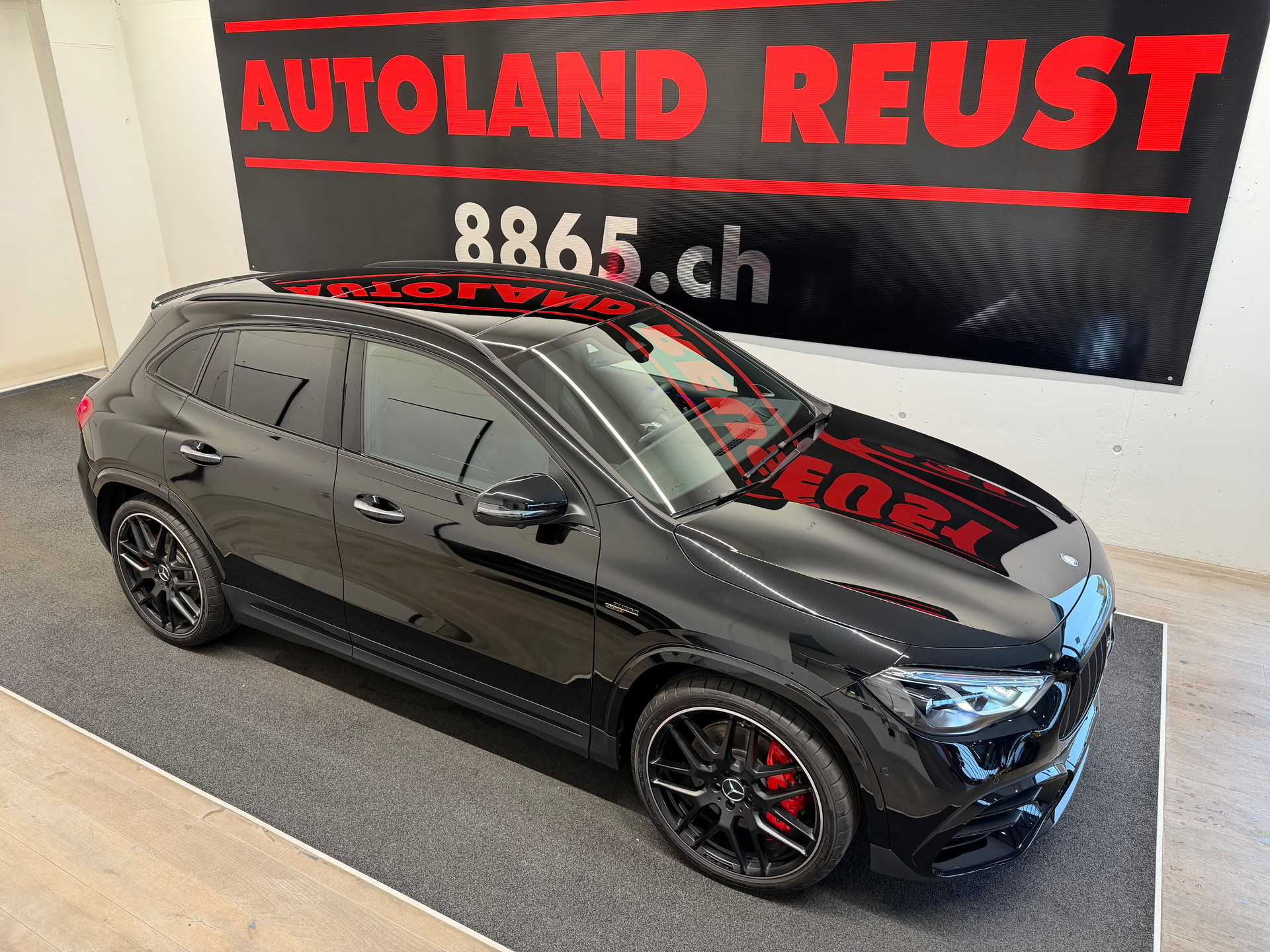 MERCEDES-BENZ GLA AMG 45 S 4Matic+ 8G-DCT-image-4