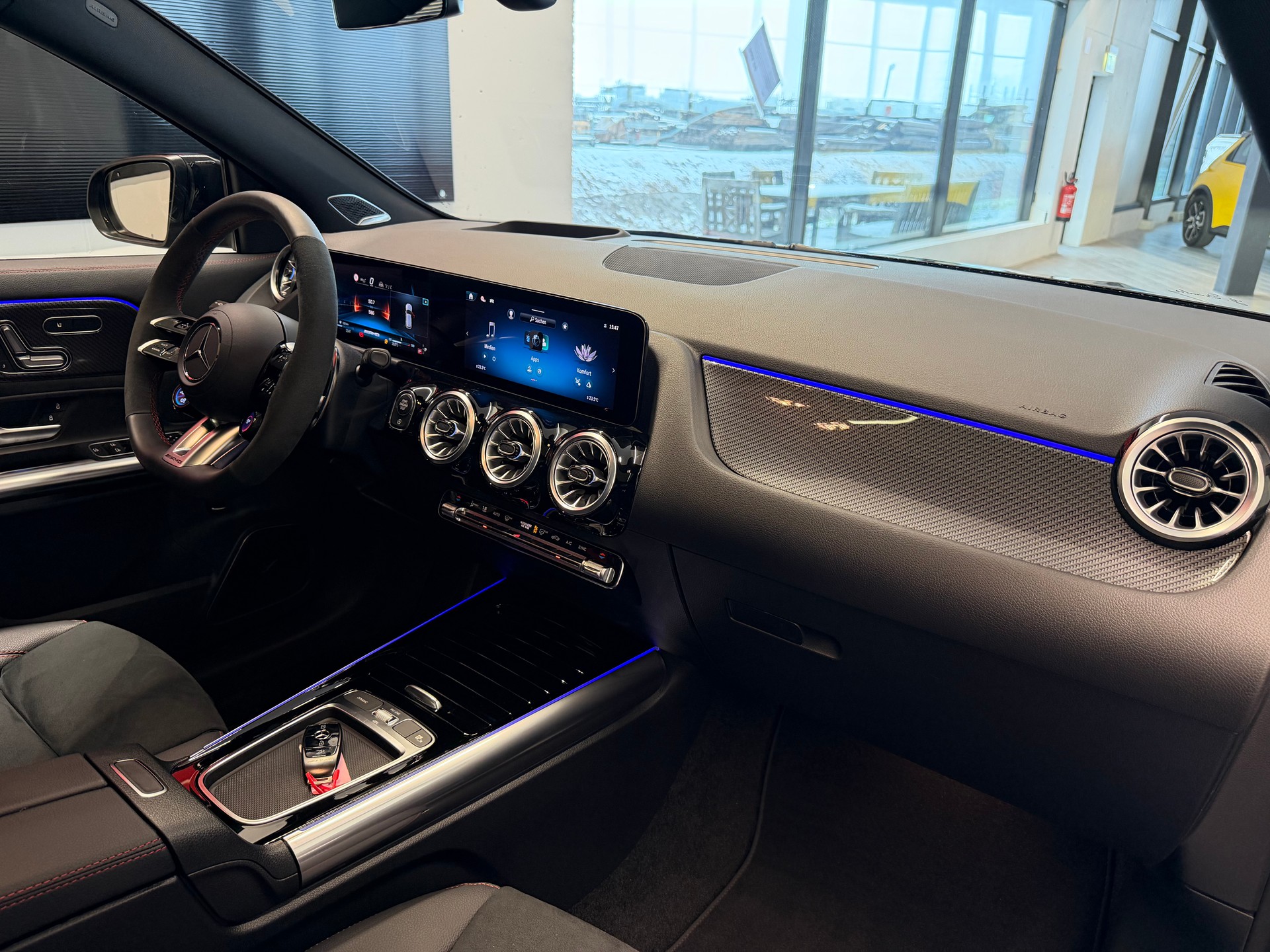 MERCEDES-BENZ GLA AMG 45 S 4Matic+ 8G-DCT-image-27