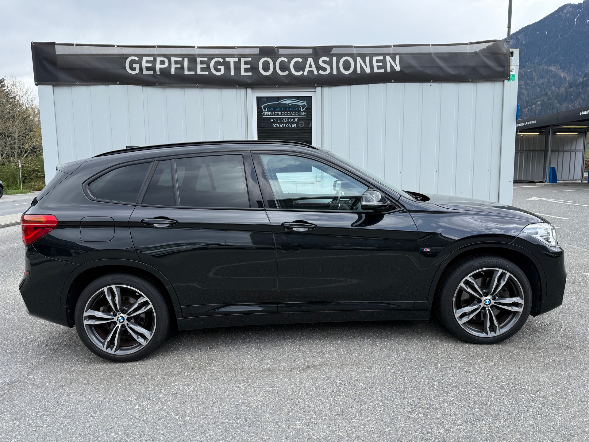 BMW X1 xDrive 25i M Sport Steptronic-image-2