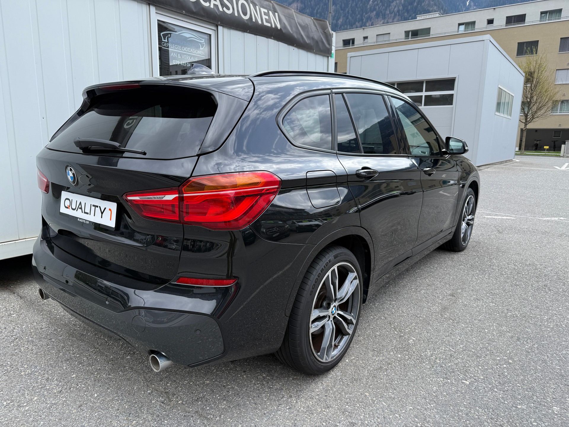 BMW X1 xDrive 25i M Sport Steptronic-image-3
