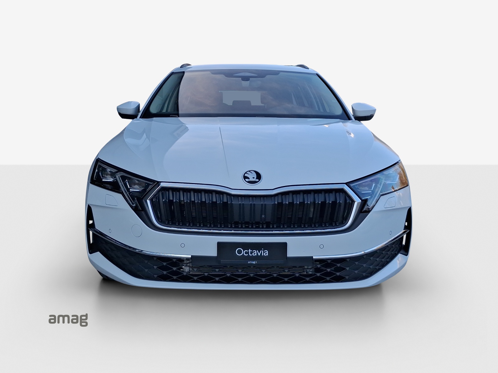 SKODA Octavia Combi 2.0 TDI DSG Selection-image-6