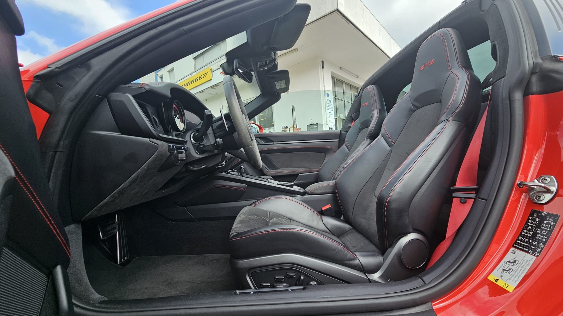 PORSCHE 911 Targa 4 GTS PDK-image-9
