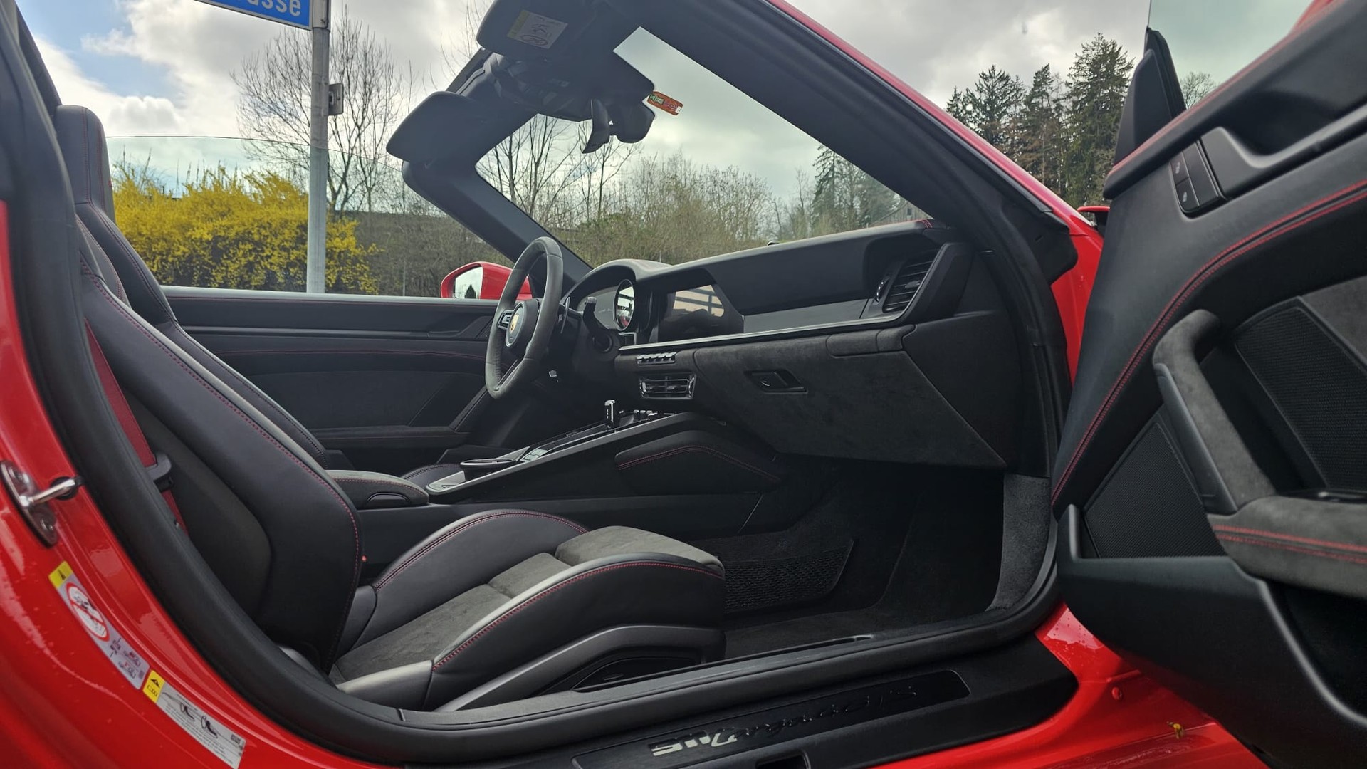 PORSCHE 911 Targa 4 GTS PDK-image-11
