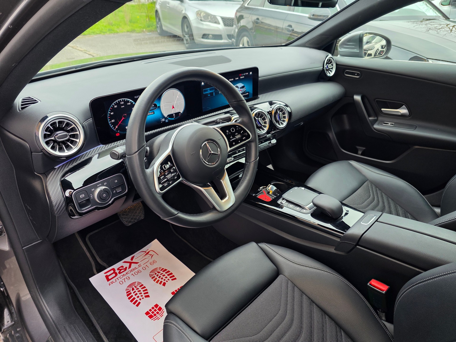 MERCEDES-BENZ A 180 Style 7G-DCT-image-10