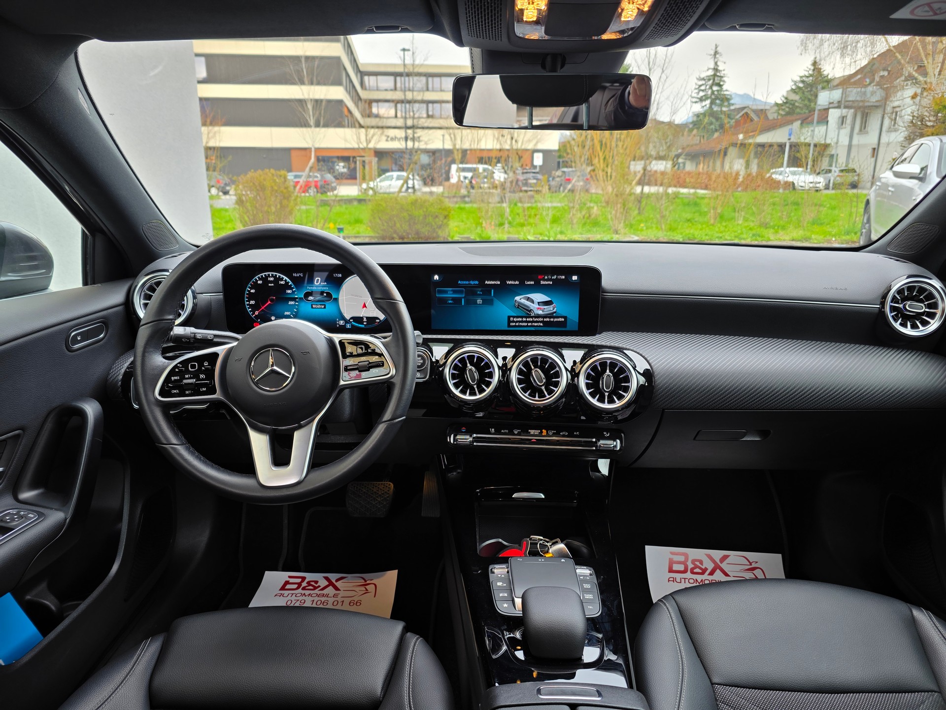 MERCEDES-BENZ A 180 Style 7G-DCT-image-9