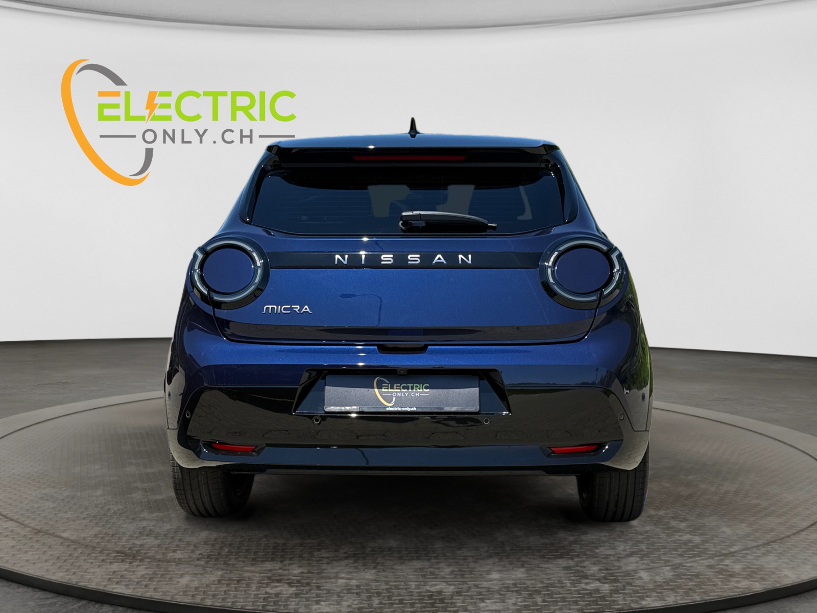 NISSAN Micra 52kWh Evolve, blau mit schwarzem Dach-image-3