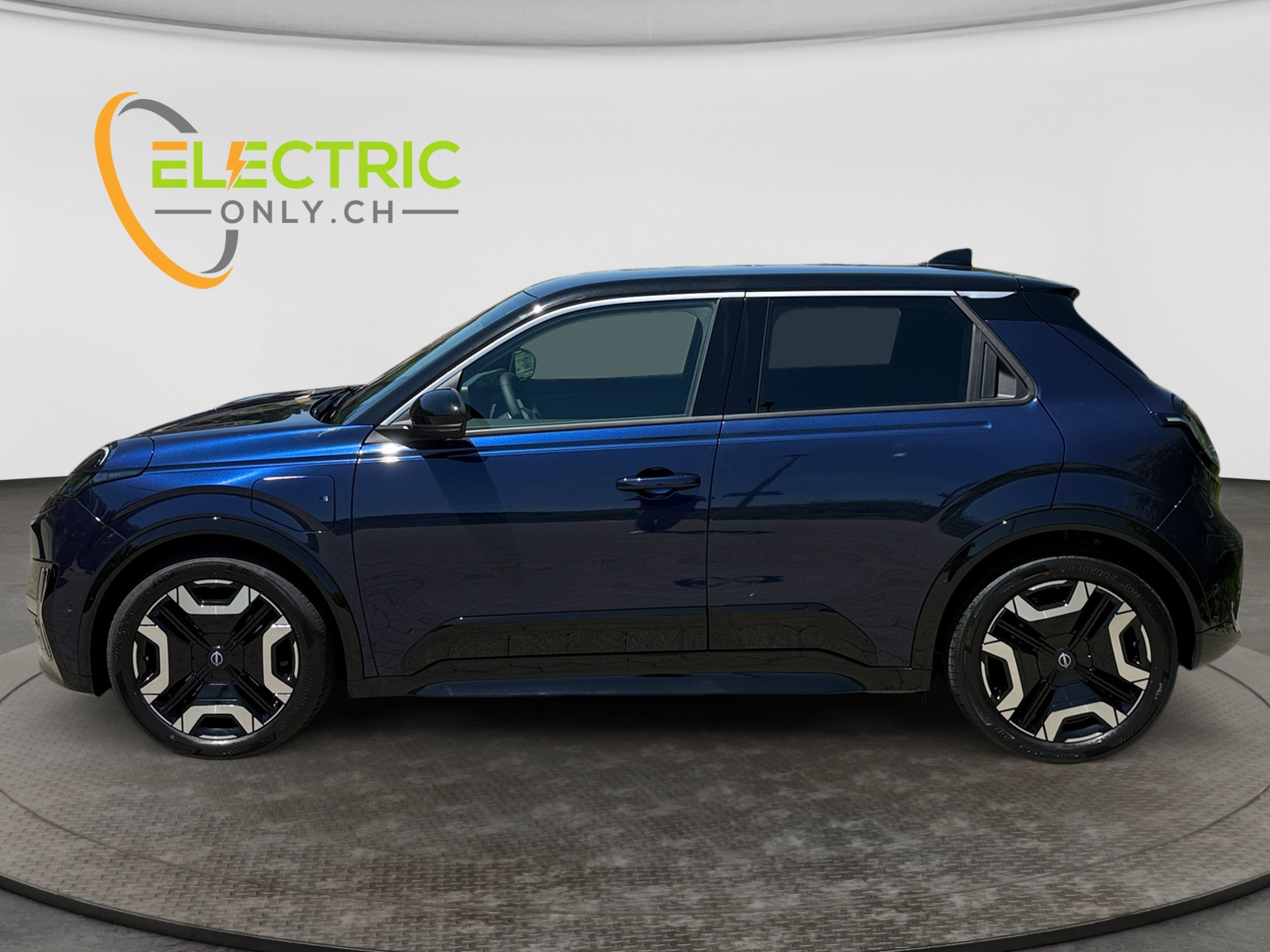 NISSAN Micra 52kWh Evolve, blau mit schwarzem Dach-image-1