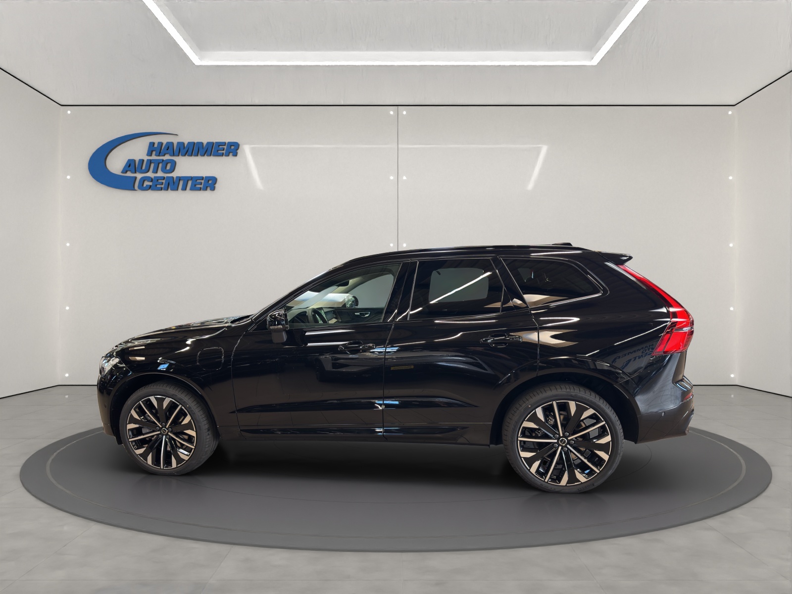 VOLVO XC60 2.0 T8 TE Ultra Dark eAWD-image-1
