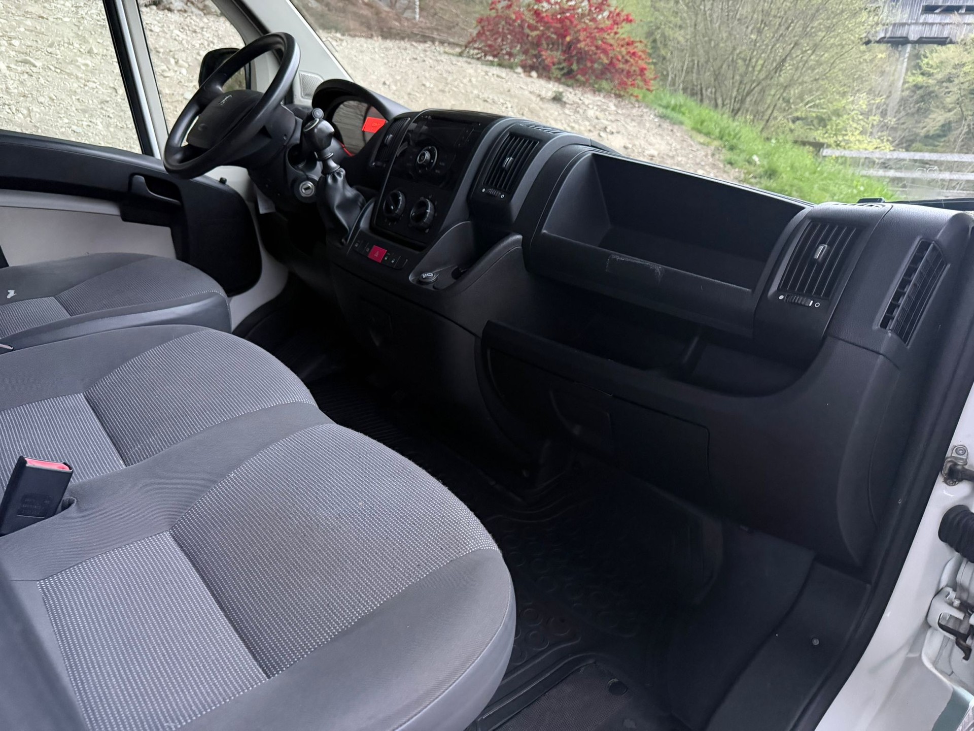 PEUGEOT Boxer 3.0 HDI 335 L4-image-8