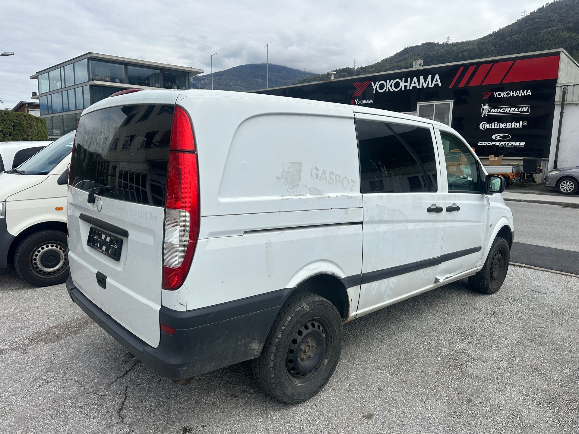 MERCEDES-BENZ Vito 111 CDI 4x4-image-3
