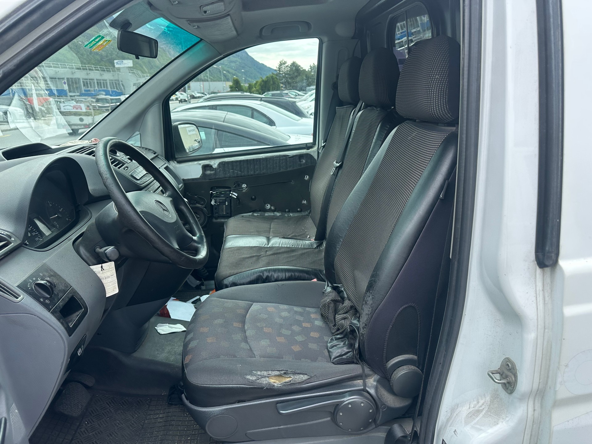 MERCEDES-BENZ Vito 111 CDI 4x4-image-7