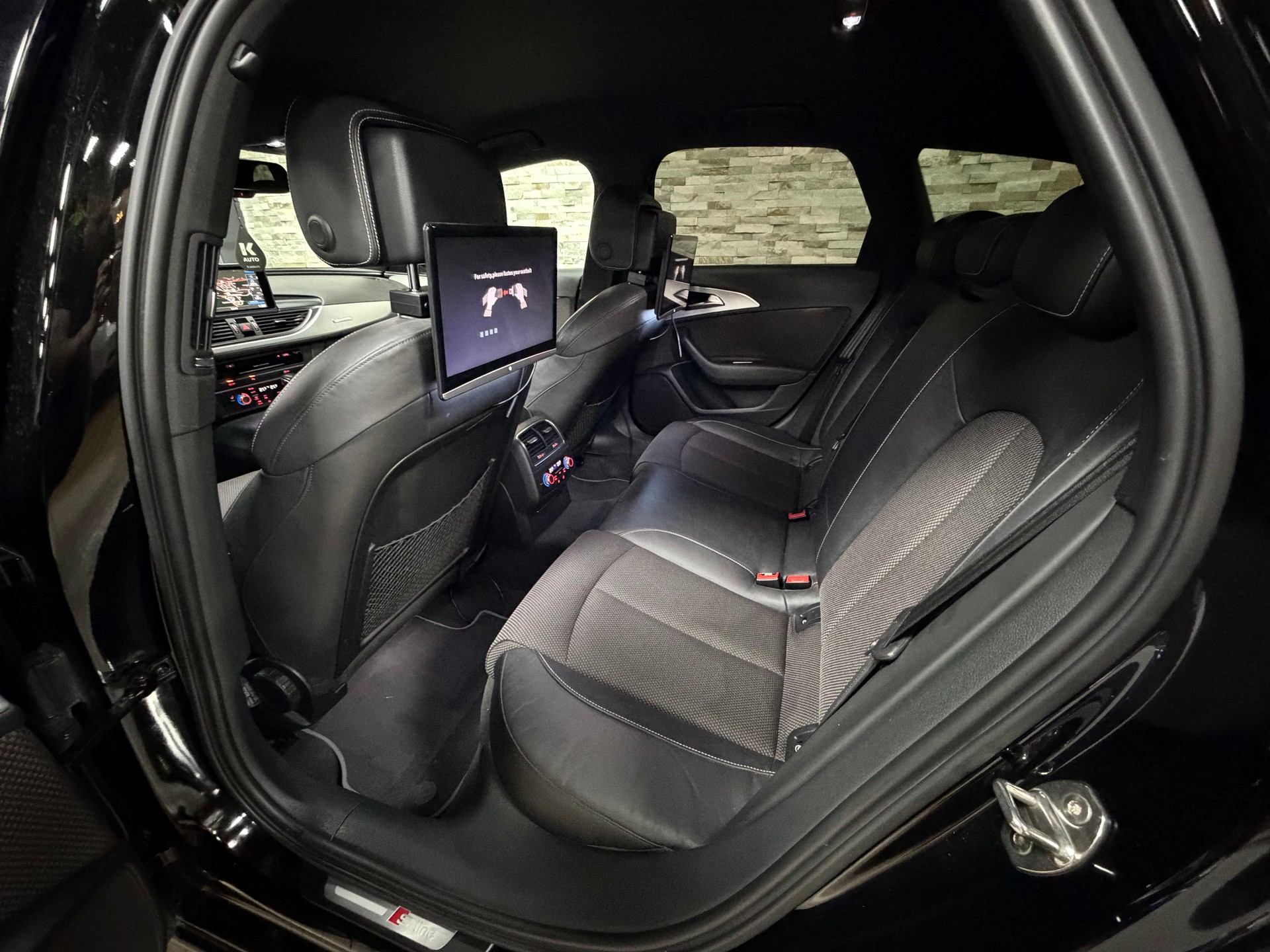 AUDI A6 Avant 3.0 TDI V6 quattro S-tronic-image-23