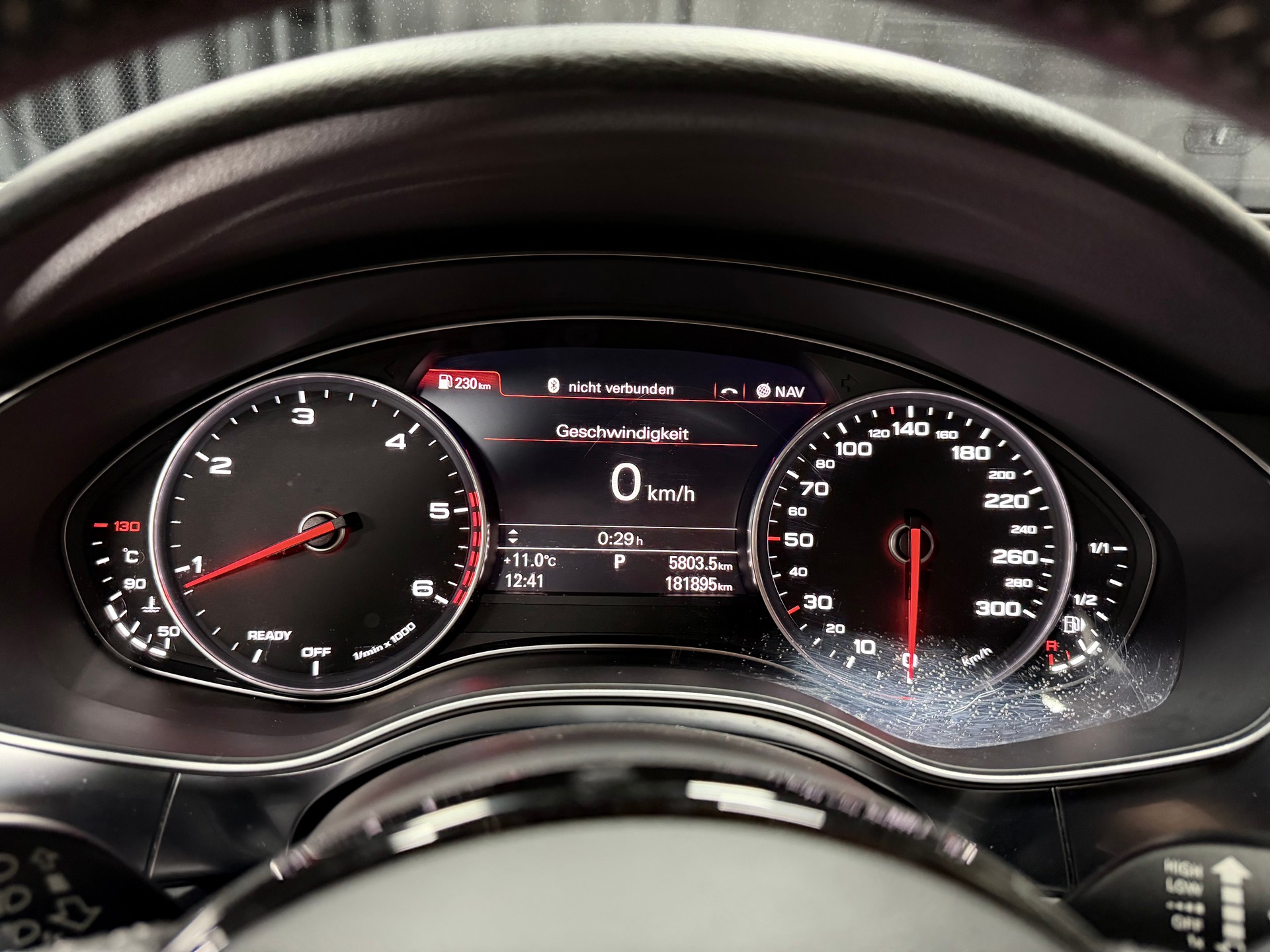 AUDI A6 Avant 3.0 TDI V6 quattro S-tronic-image-15