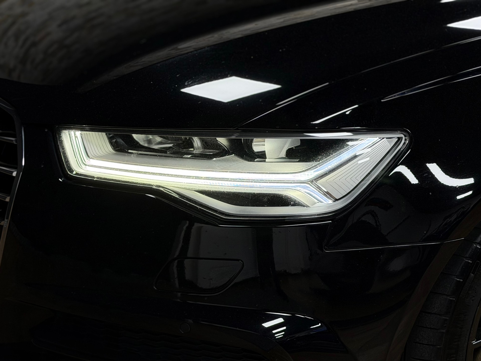 AUDI A6 Avant 3.0 TDI V6 quattro S-tronic-image-7