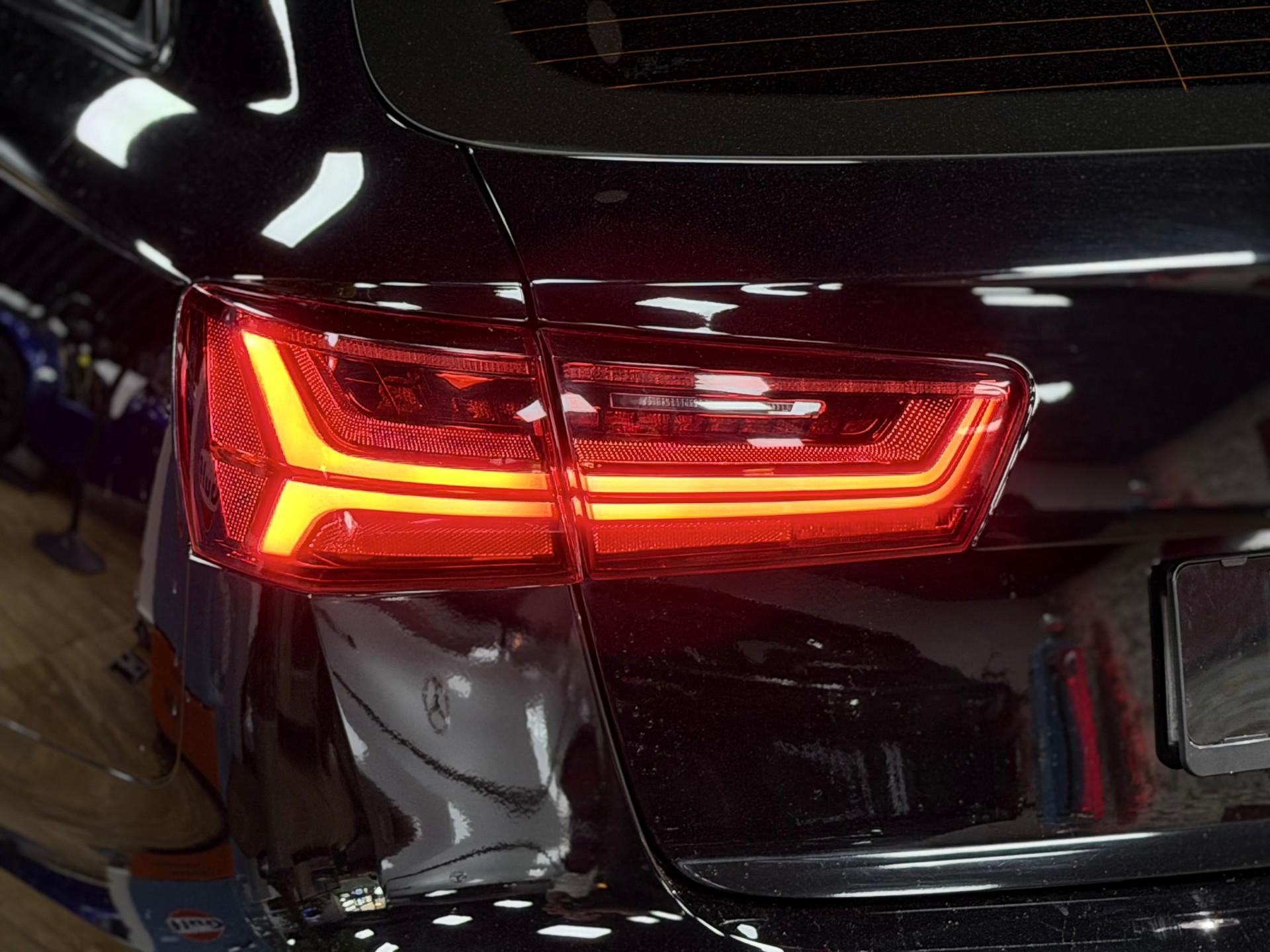 AUDI A6 Avant 3.0 TDI V6 quattro S-tronic-image-8