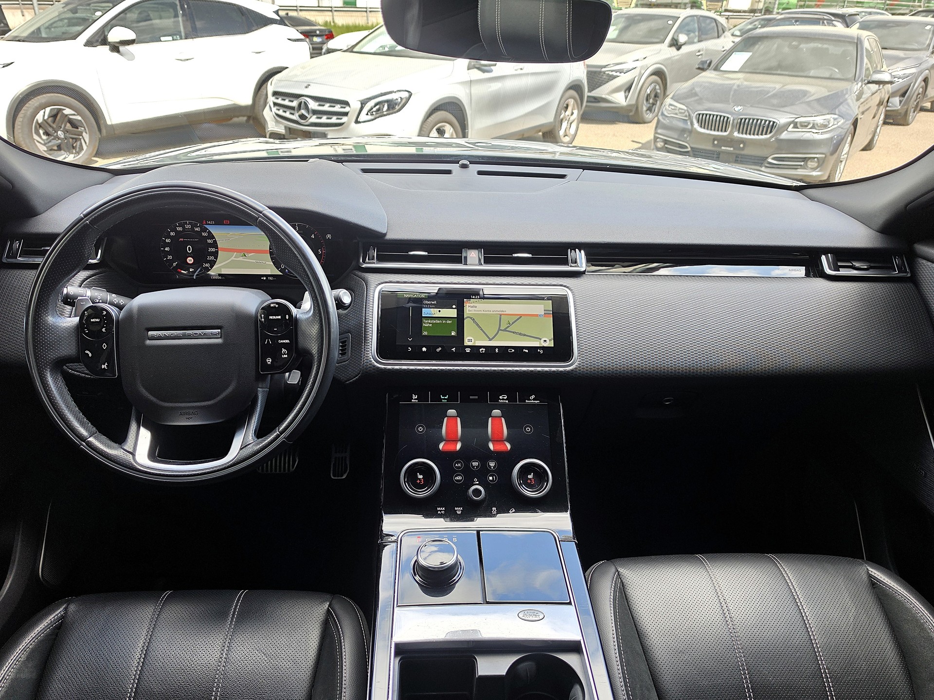 LAND ROVER Range Rover Velar 2.0 D 240 R-Dynamic SE-image-5