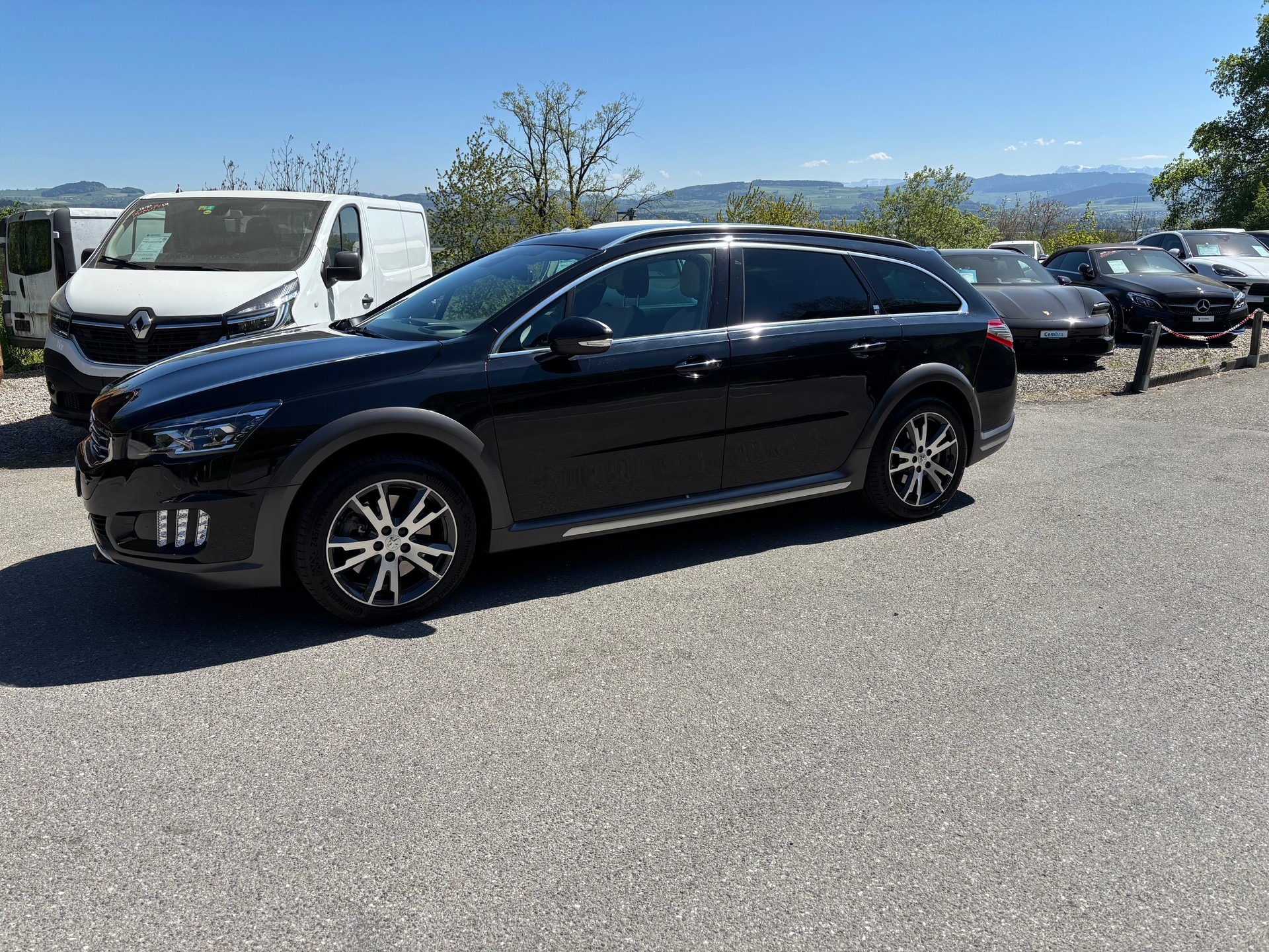 PEUGEOT 508 RXH 2.0 HDI Hybrid4 ETG6-image-4