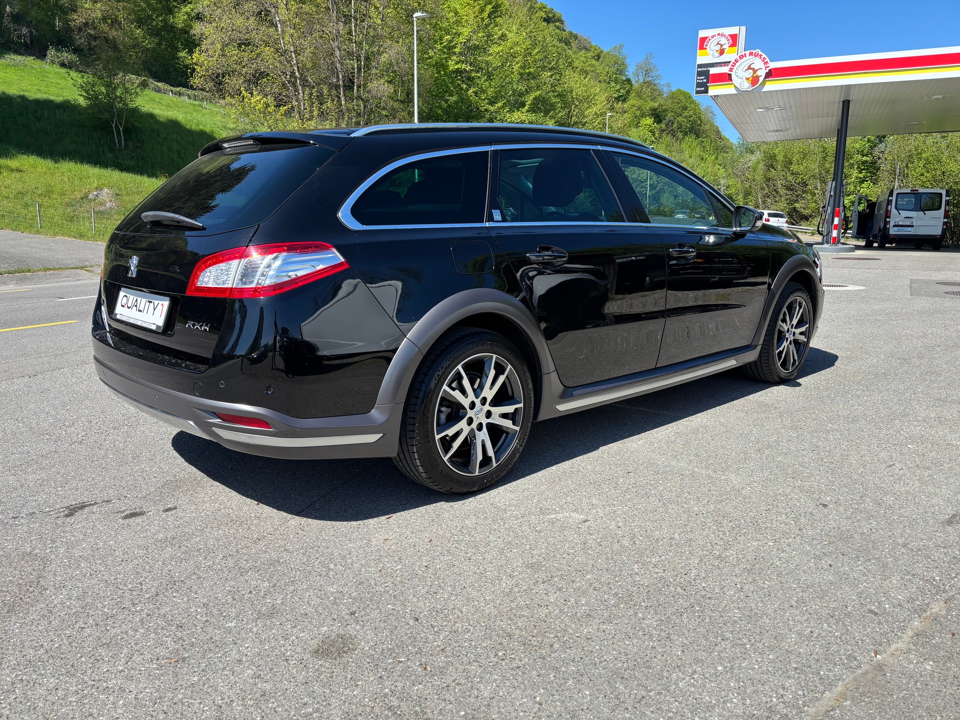 PEUGEOT 508 RXH 2.0 HDI Hybrid4 ETG6-image-2