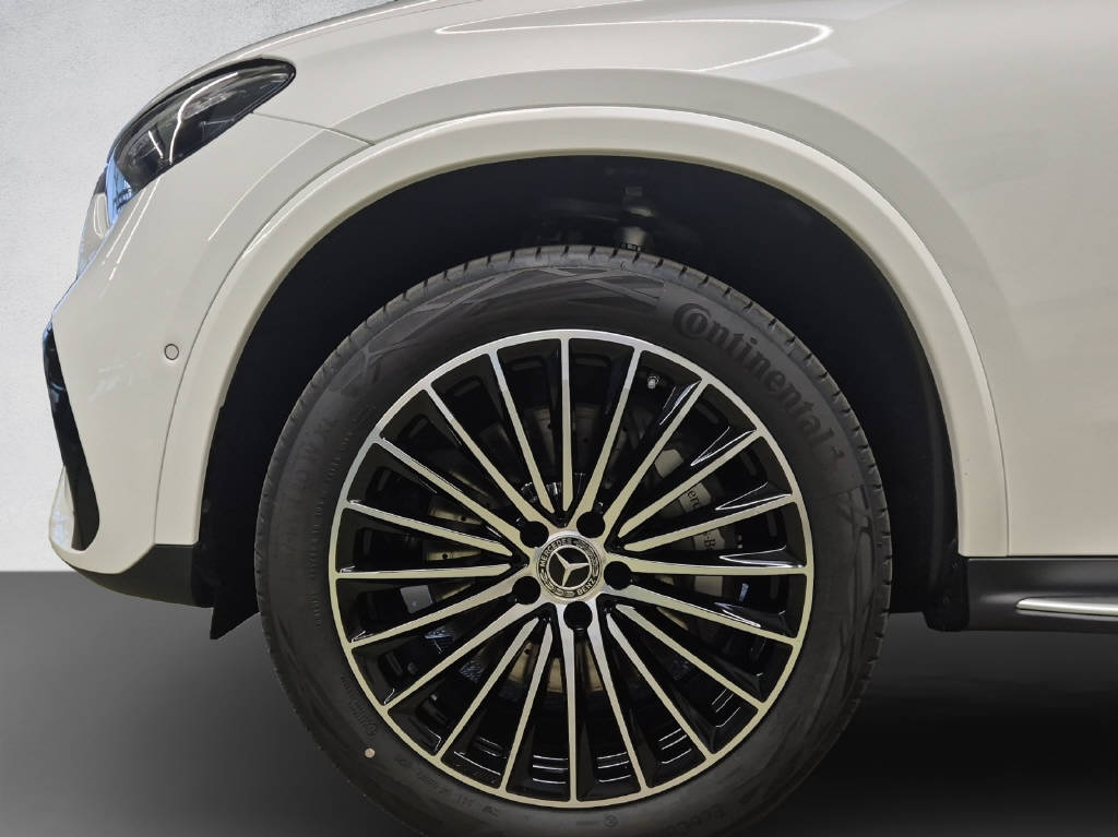 MERCEDES-BENZ GLC 400 e AMG Line 4Matic EQ Star-image-5