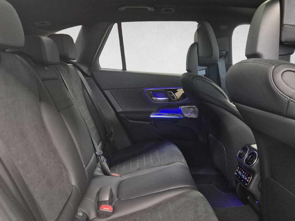 MERCEDES-BENZ GLC 400 e AMG Line 4Matic EQ Star-image-10