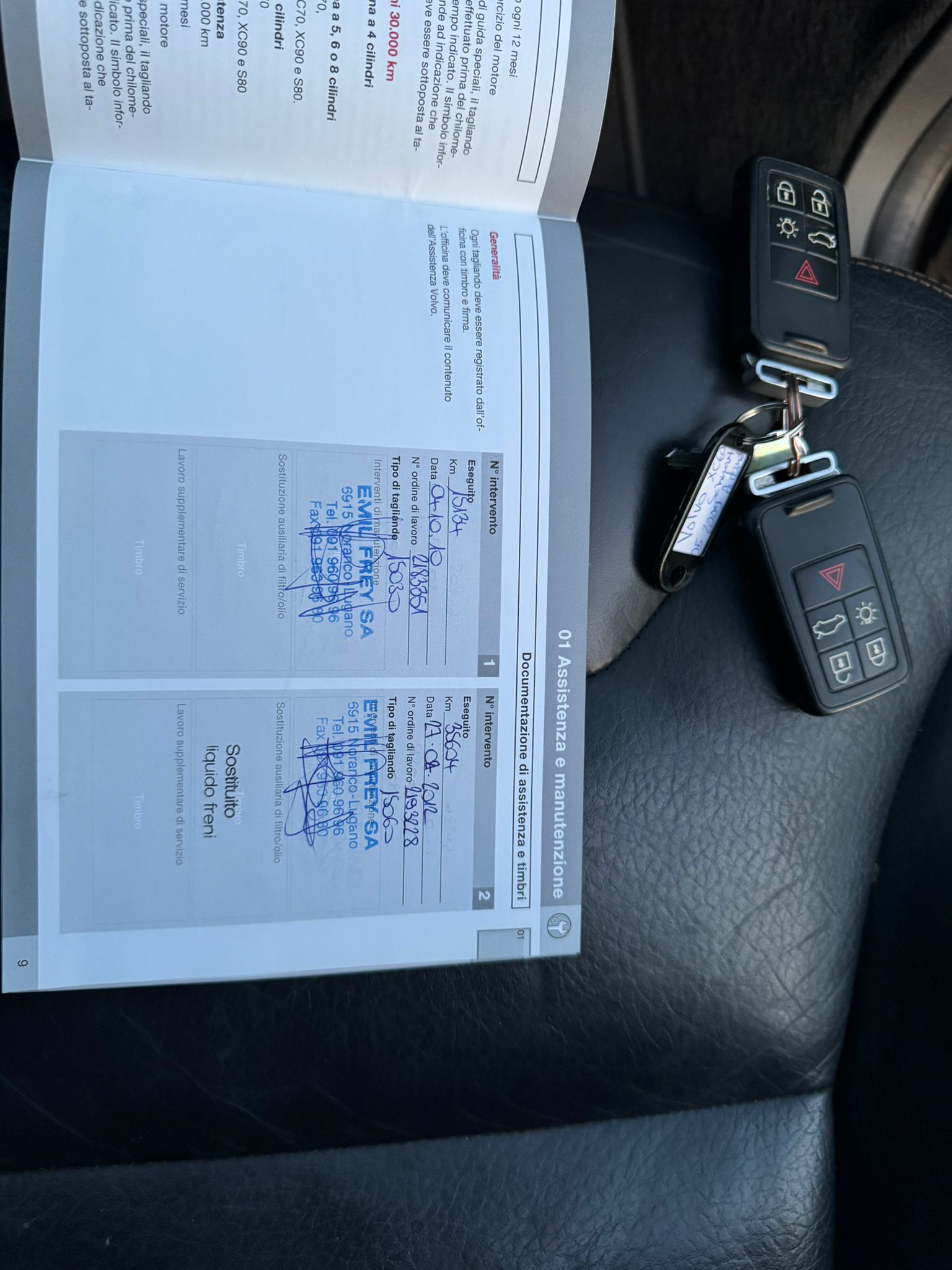 VOLVO XC60 D5 AWD Kinetic Geartronic-image-27