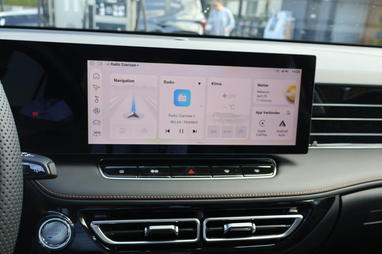 MG HS 1.5 Hybrid Luxury-image-11