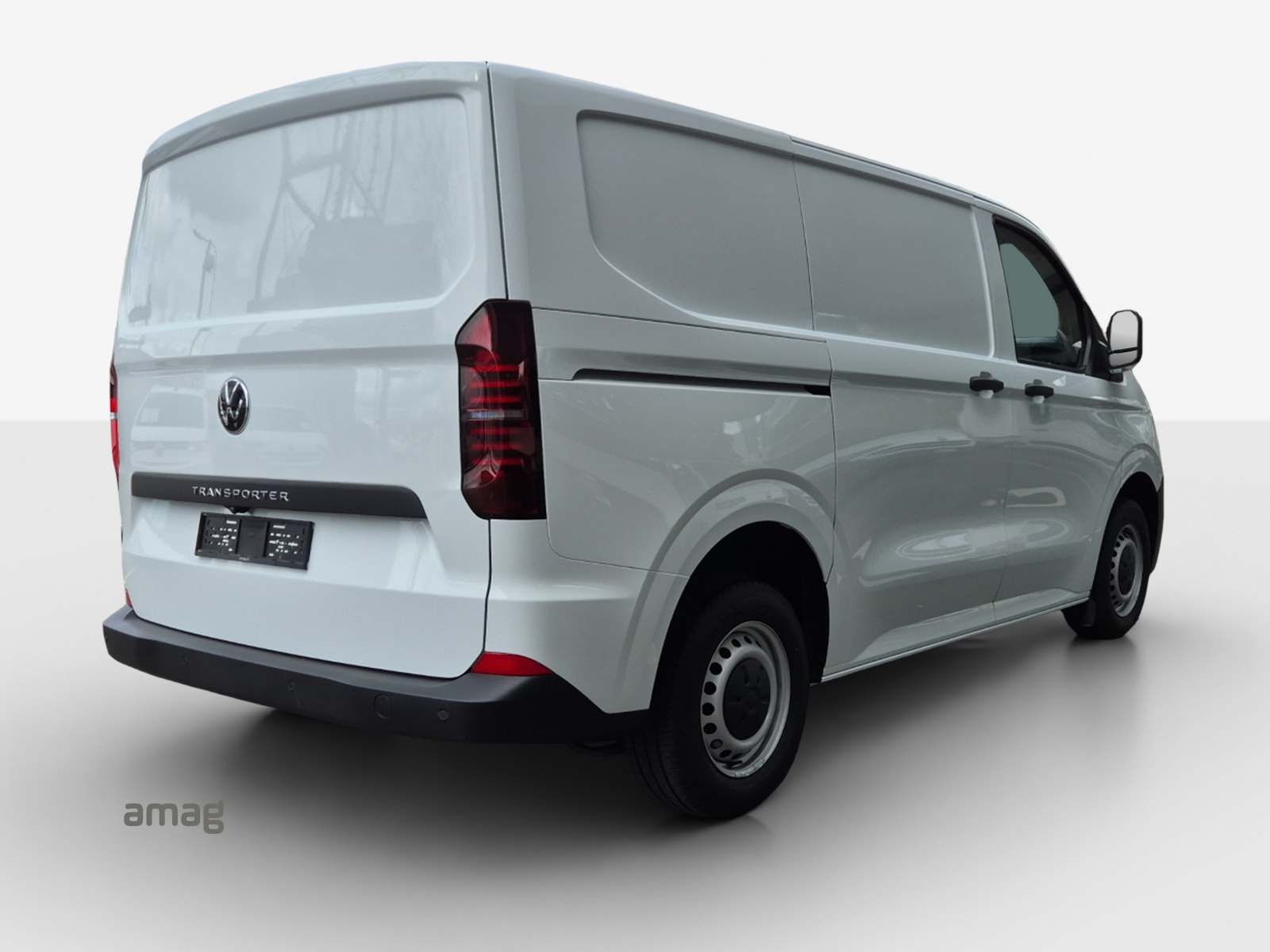 VW Transporter 2.0 TDI-image-4
