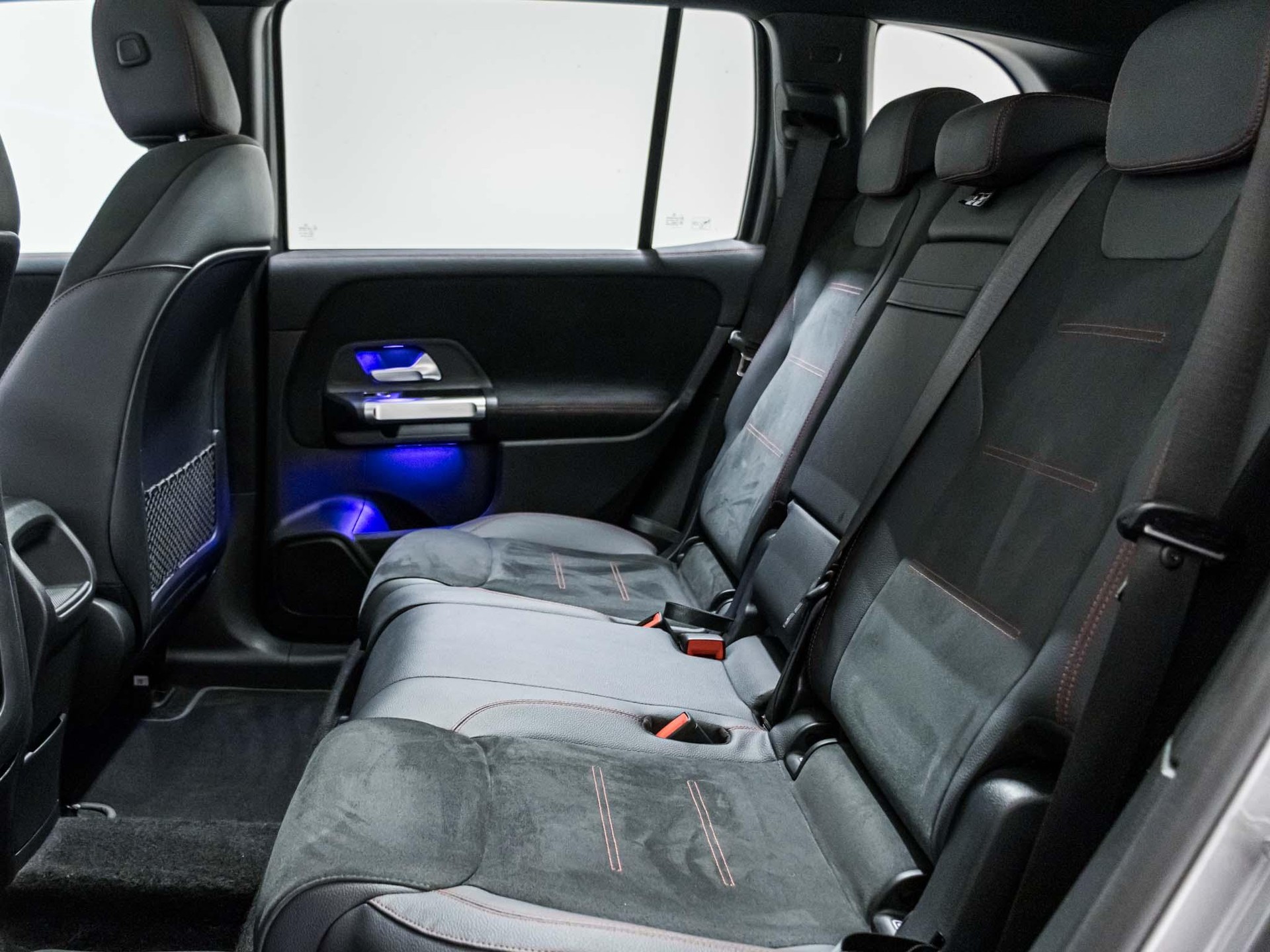 MERCEDES-BENZ EQB 350 4MATIC-image-7