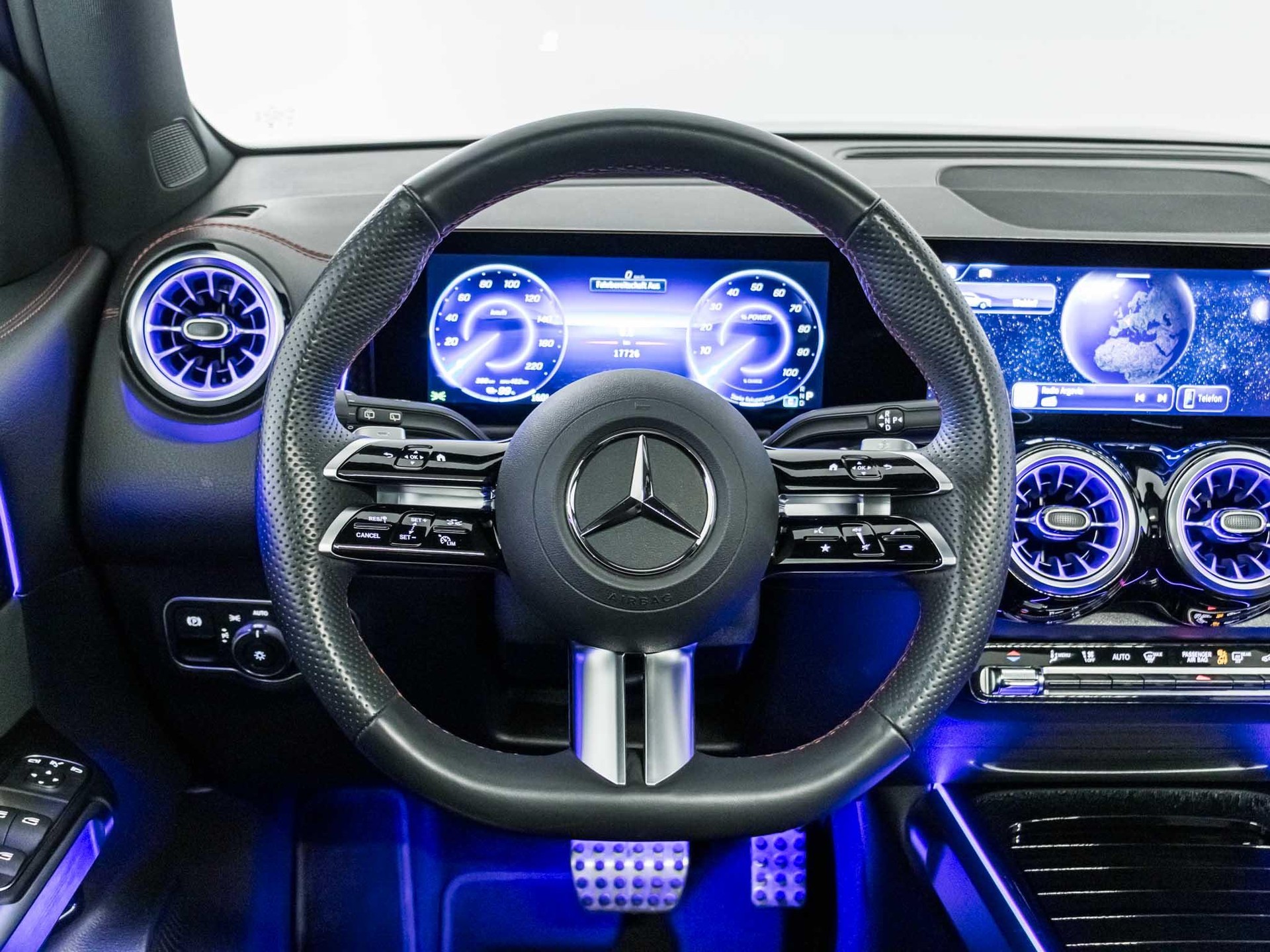 MERCEDES-BENZ EQB 350 4MATIC-image-10