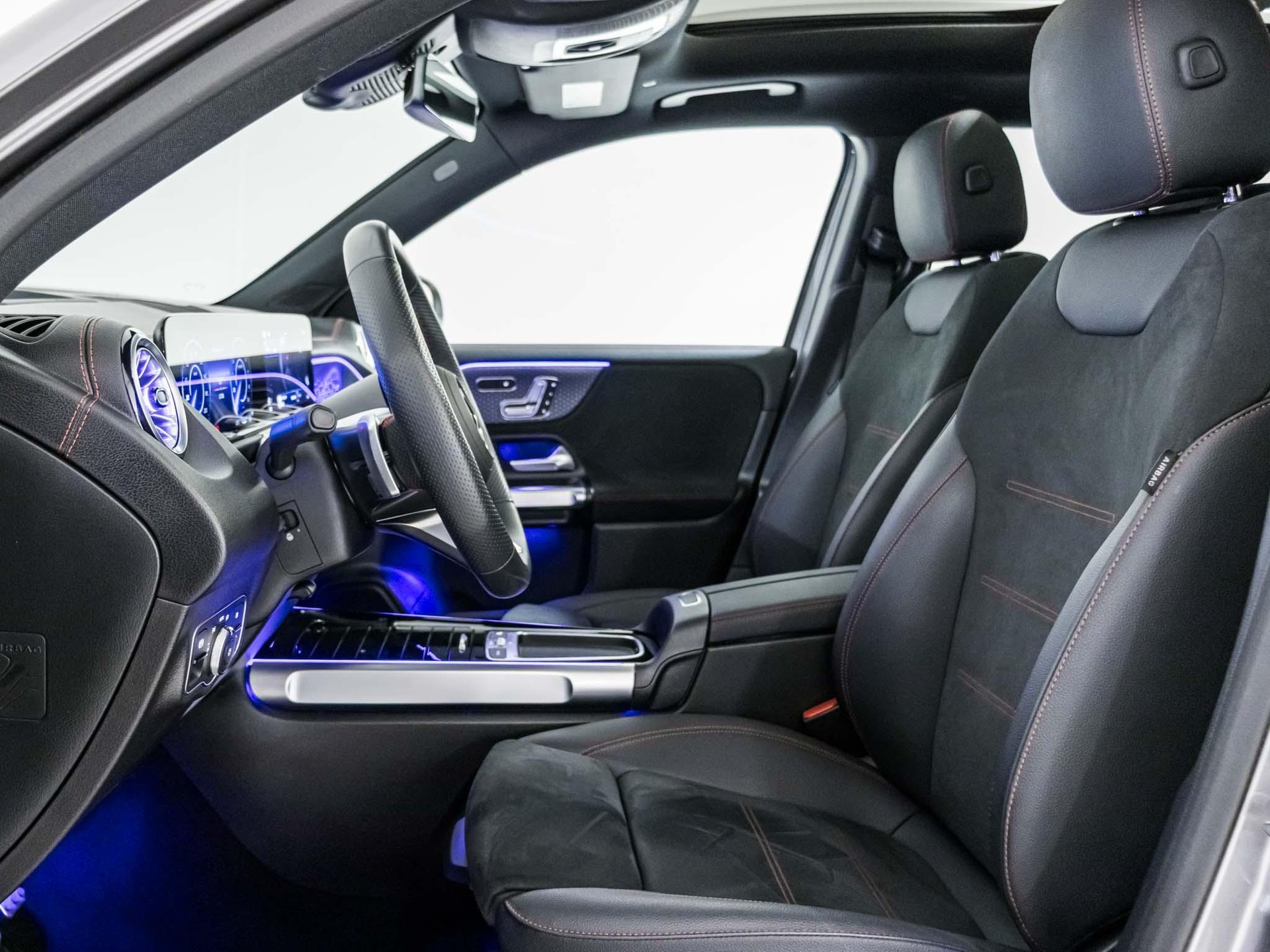 MERCEDES-BENZ EQB 350 4MATIC-image-6
