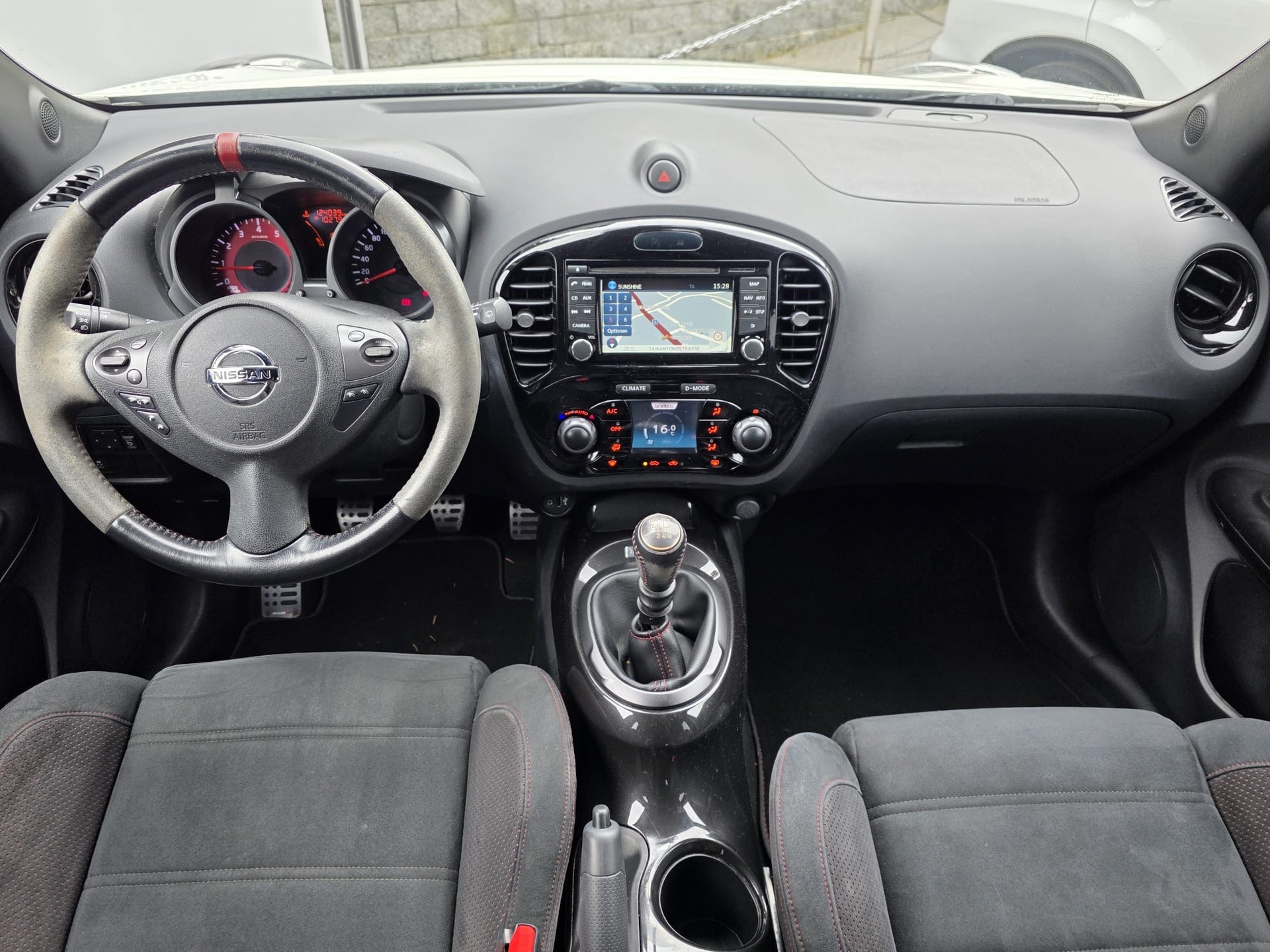 NISSAN Juke 1.6 DIG-T Nismo-image-6