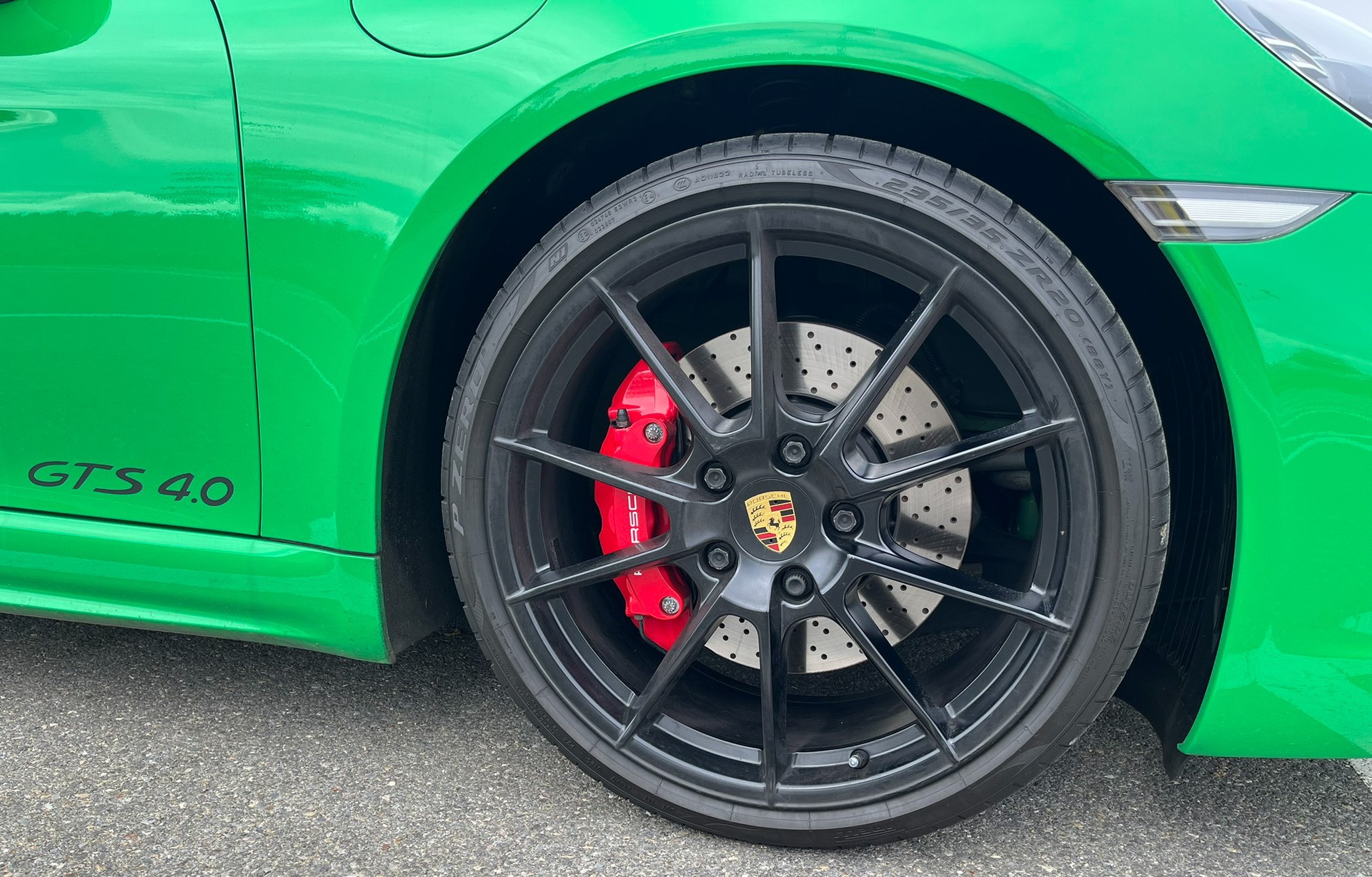 PORSCHE Cayman 4.0 GTS-image-2