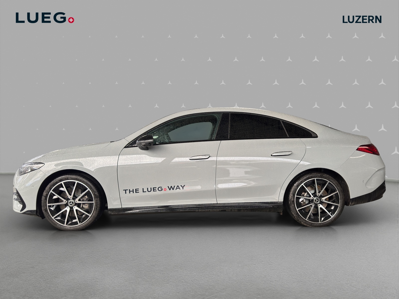 MERCEDES-BENZ CLA 350 4 Matic 85 kWh EQ-image-1