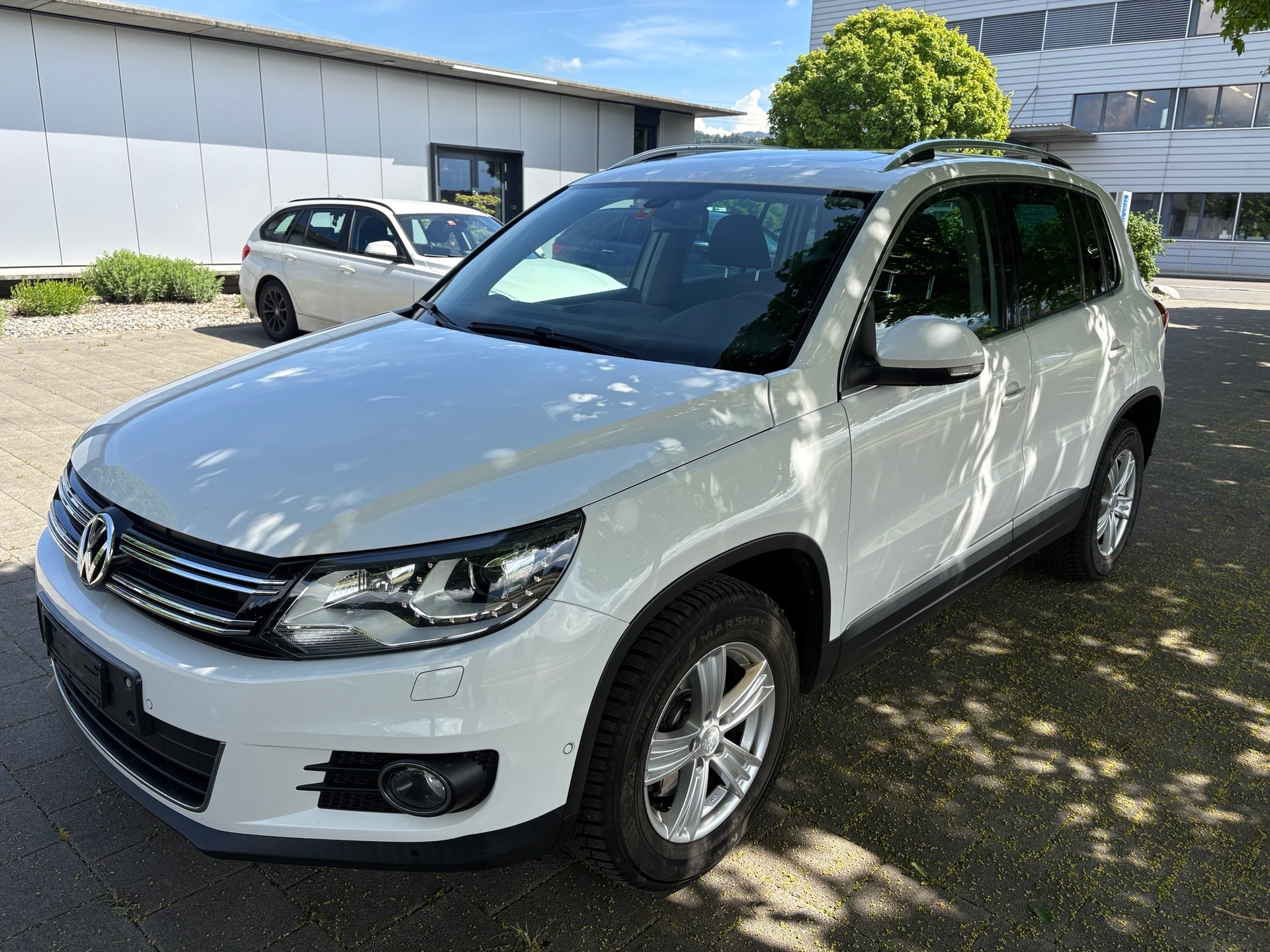 VW Tiguan 2.0 TDI Sport&Style 4Motion-image-1
