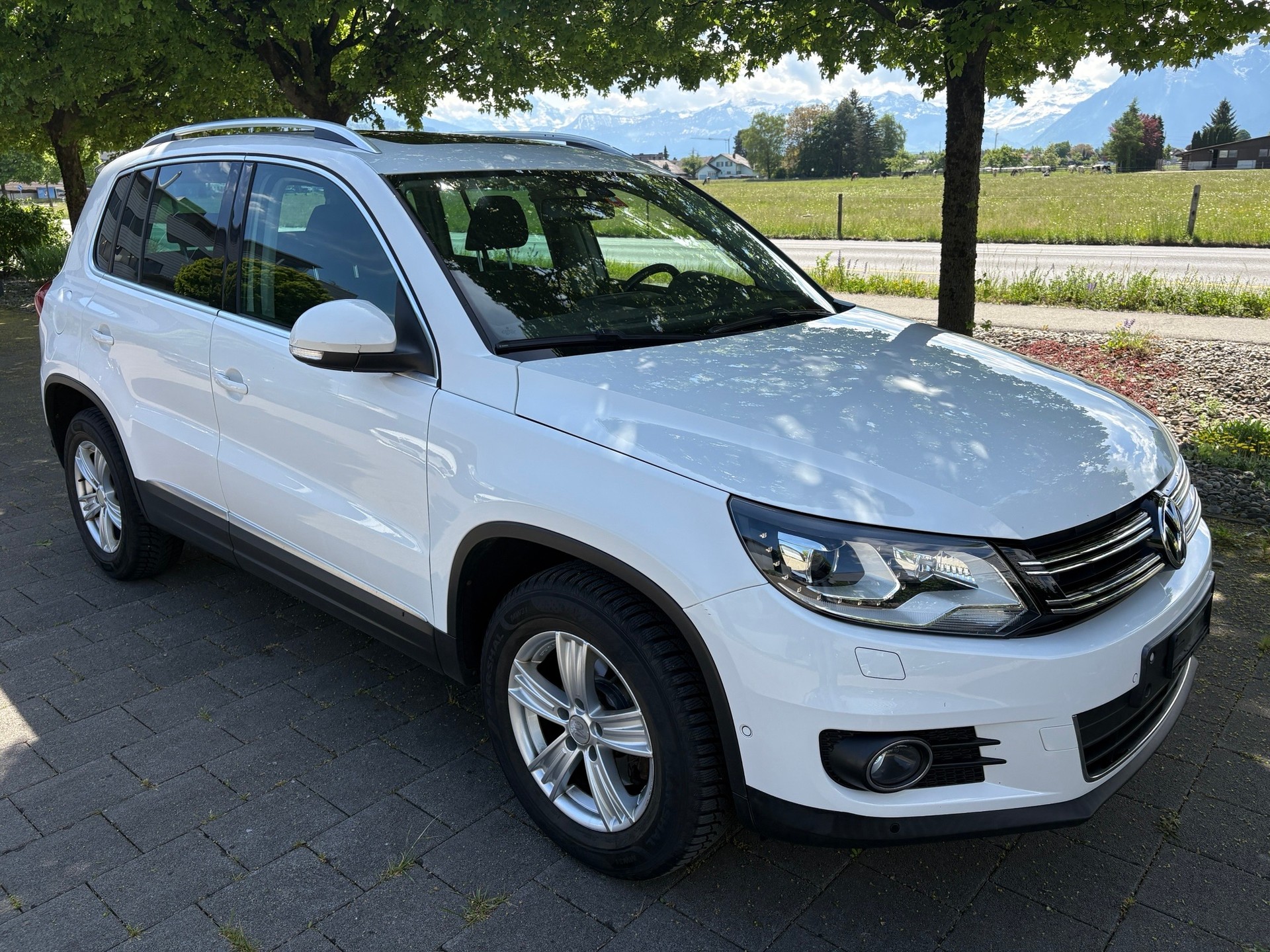 VW Tiguan 2.0 TDI Sport&Style 4Motion-image-0